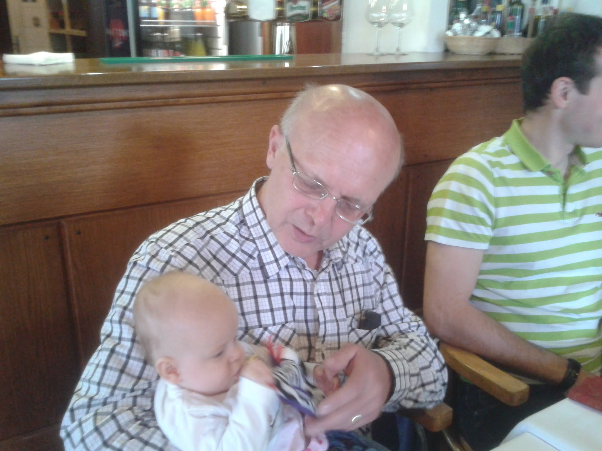 Album image copied from https://lh3.googleusercontent.com/-WgPntoYaeUQ/VT6OBr1c_cI/AAAAAAAC4tw/BW-sB3OofGcI88pGHx4c80W1HbBinIHiQCLABGAYYCw/s0-U-I/2015-04-26%2B13.56.47.jpg