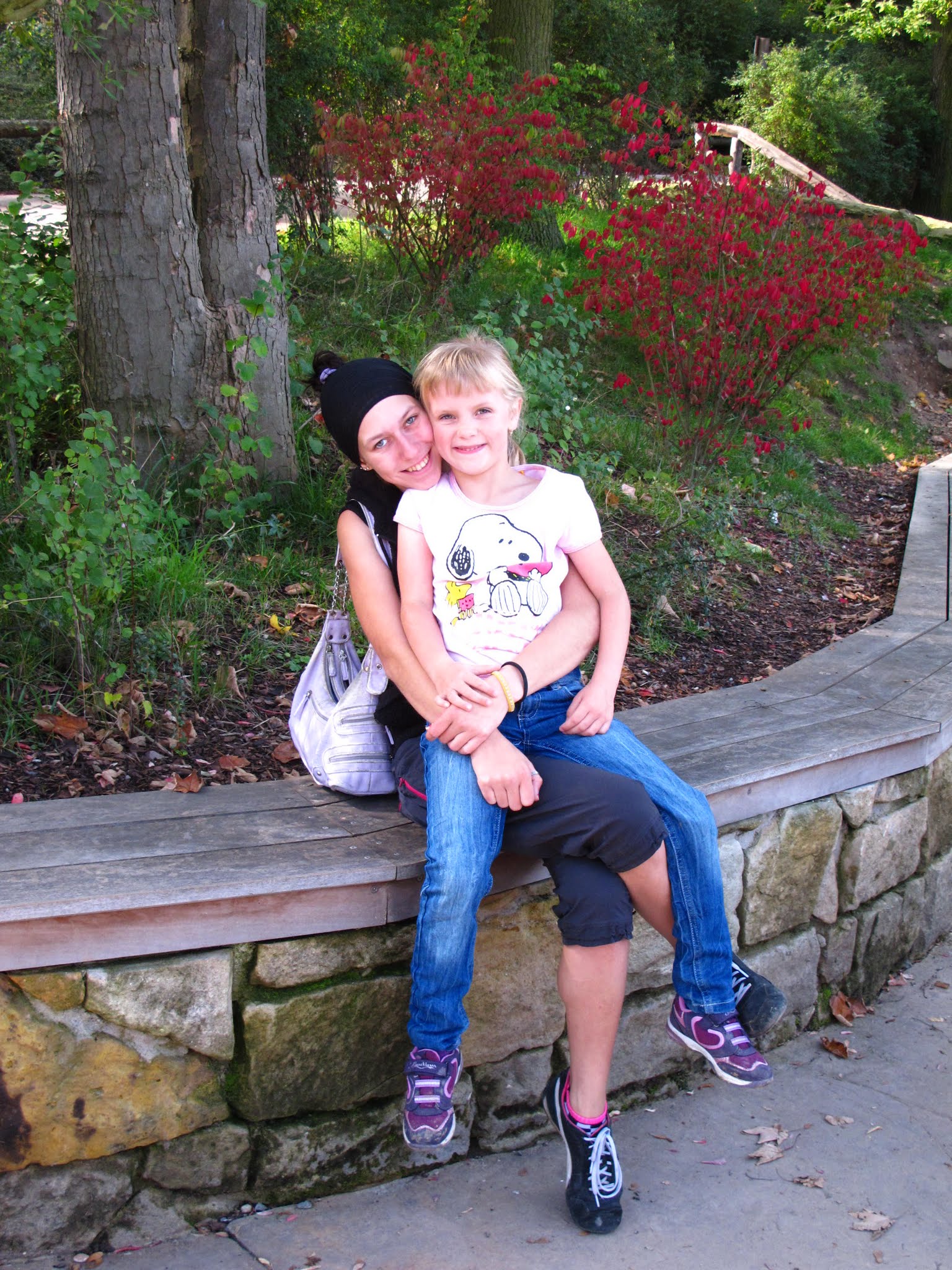 Album image copied from https://lh3.googleusercontent.com/-CWclcX5lg6k/VB198t6_u9I/AAAAAAAATuY/8jInGdCtjgs2zKlQX8OL9eMEa8pfiRa-gCLABGAYYCw/s0-U-I/IMG_0564.JPG