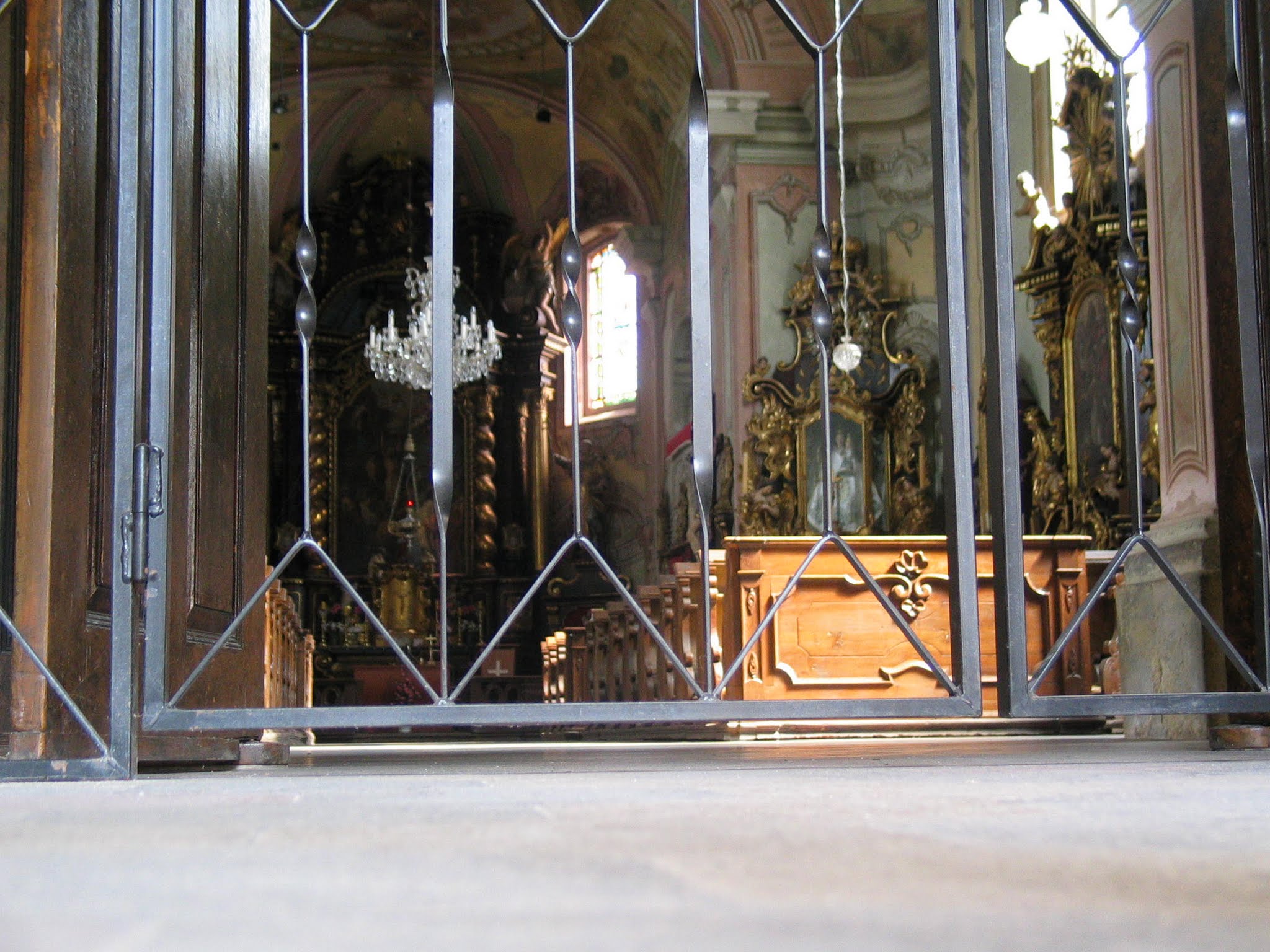Album image copied from https://lh3.googleusercontent.com/-48xUDmHt62Y/VYKIuJf90WI/AAAAAAABEps/atK3LSwt0UM/w2048-h1536/IMG_0729.JPG