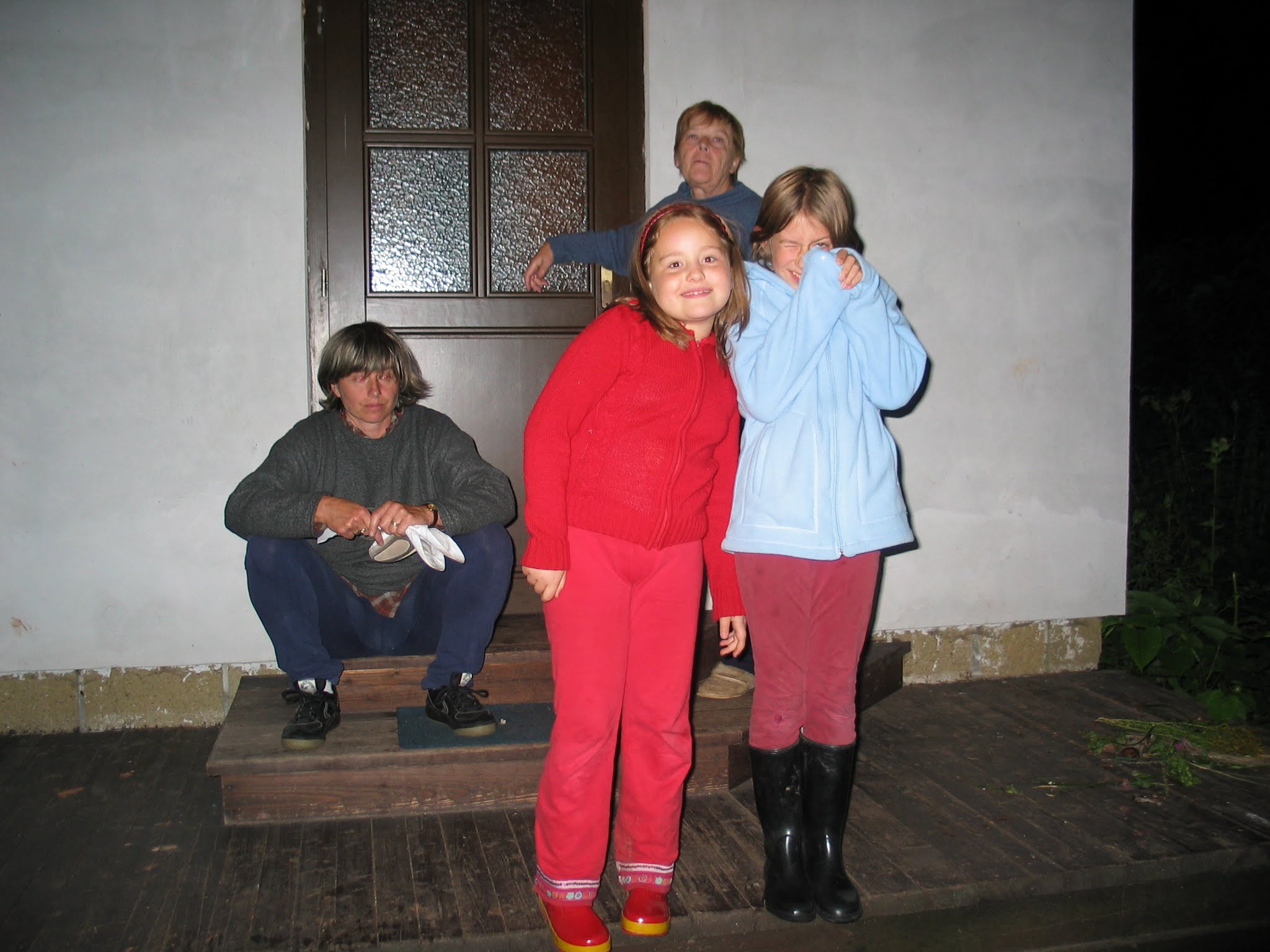 Album image copied from https://lh3.googleusercontent.com/-nWBSvT2r7Tg/VYKIoaw6jYI/AAAAAAACz08/Fc4PSfFLstosCzGI0Tqw2Mu-tZLb7HegQCLABGAYYCw/s0-U-I/IMG_0770.JPG