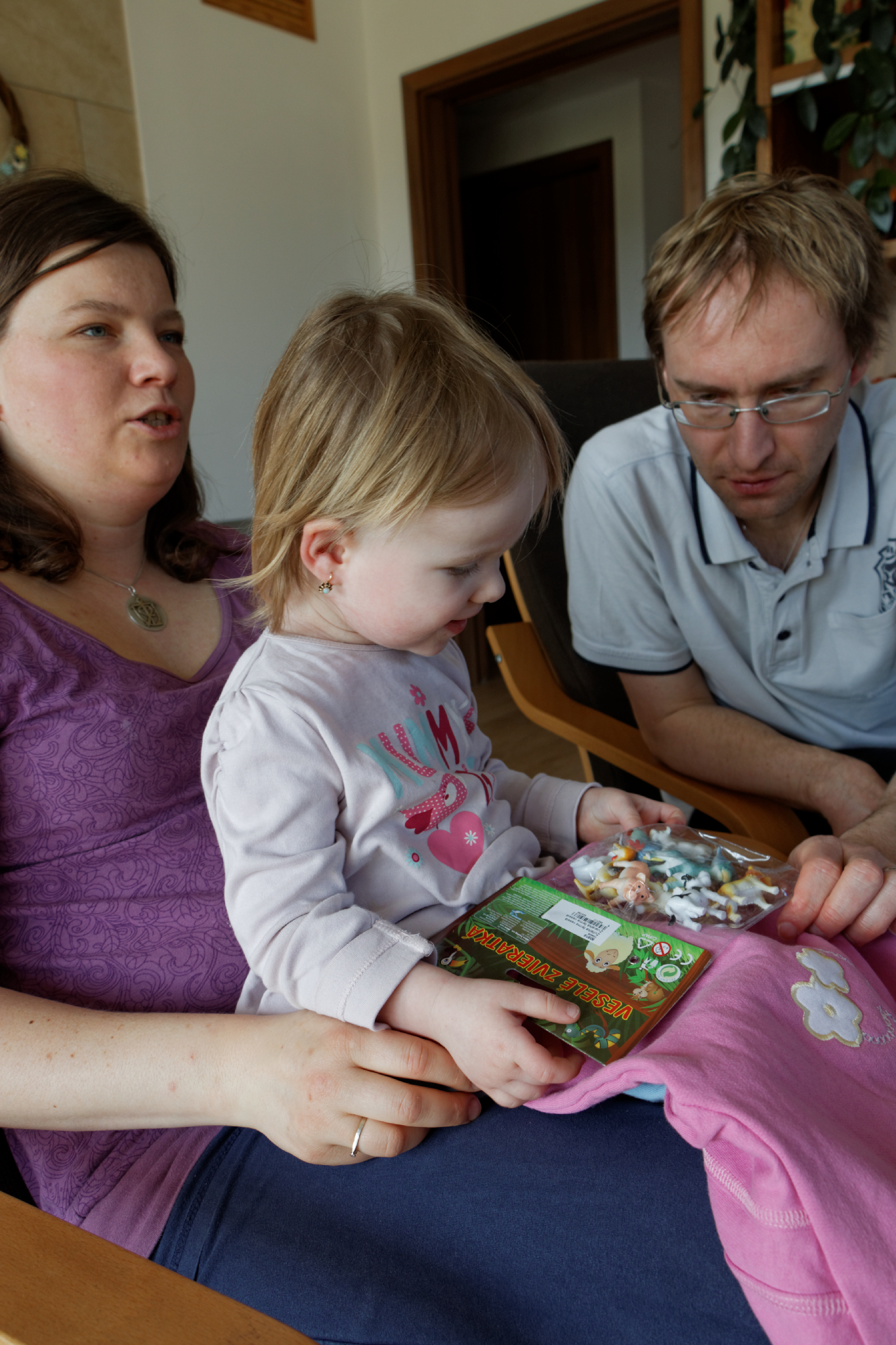 Album image copied from https://lh3.googleusercontent.com/-1rgILvg-Vuc/VRcg6qAj6KI/AAAAAAAAfds/flpRC0cu_p0F7gnNsoYqulG88kqGExvAQCLABGAYYCw/s0-U-I/IMG_1174_DxO_web.jpg