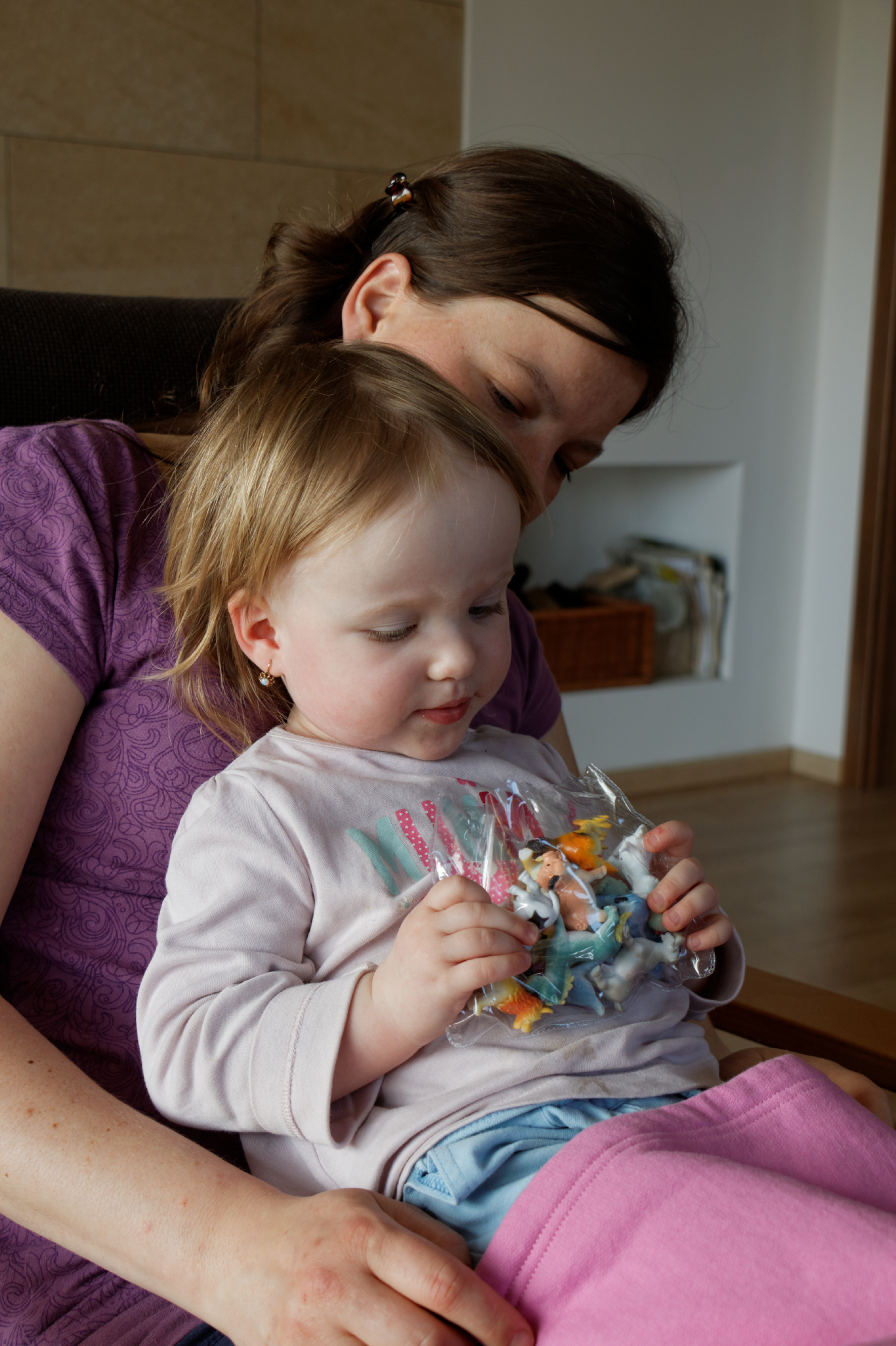 Album image copied from https://lh3.googleusercontent.com/-Mcjp-id1jQs/VRchHhxVPSI/AAAAAAAAfeM/ErNU6QX7wWsJw_KKfDyPPeaVjNIAm6ZMgCLABGAYYCw/s0-U-I/IMG_1178_DxO_web.jpg