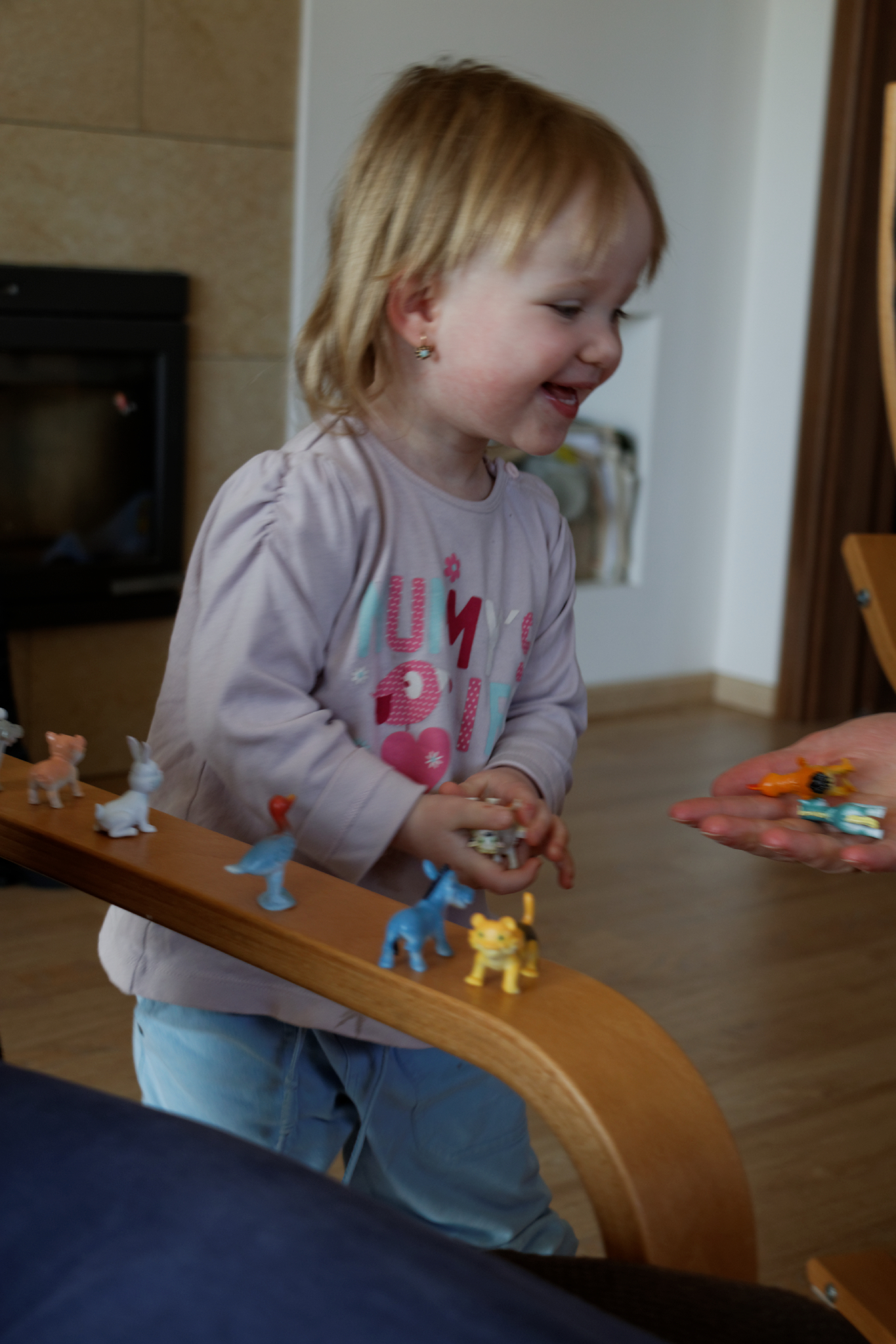 Album image copied from https://lh3.googleusercontent.com/-eVDraxqlk6M/VRchQSfmYnI/AAAAAAAAfek/8Rb4YVYAXwIuxtNe-uXgasW_0Bz-IXsfwCLABGAYYCw/s0-U-I/IMG_1182_DxO_web.jpg