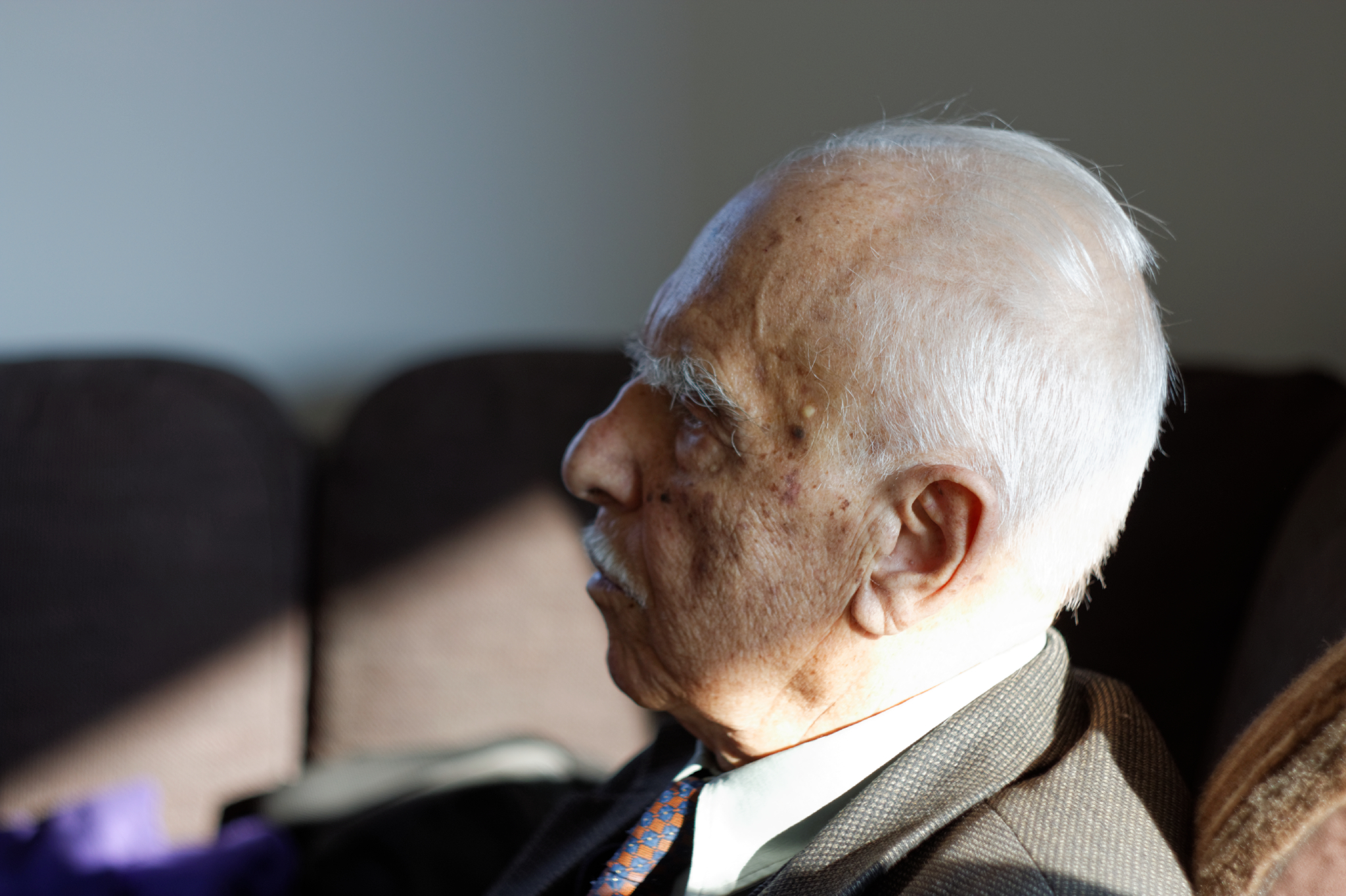 Album image copied from https://lh3.googleusercontent.com/-YrJU-DtLJVs/VRcjO99hjNI/AAAAAAAAfkA/JJzkuw5sSSkpyvQ0YQhYlK42UjwoTzuyQCLABGAYYCw/s0-U-I/IMG_1241_DxO_web.jpg