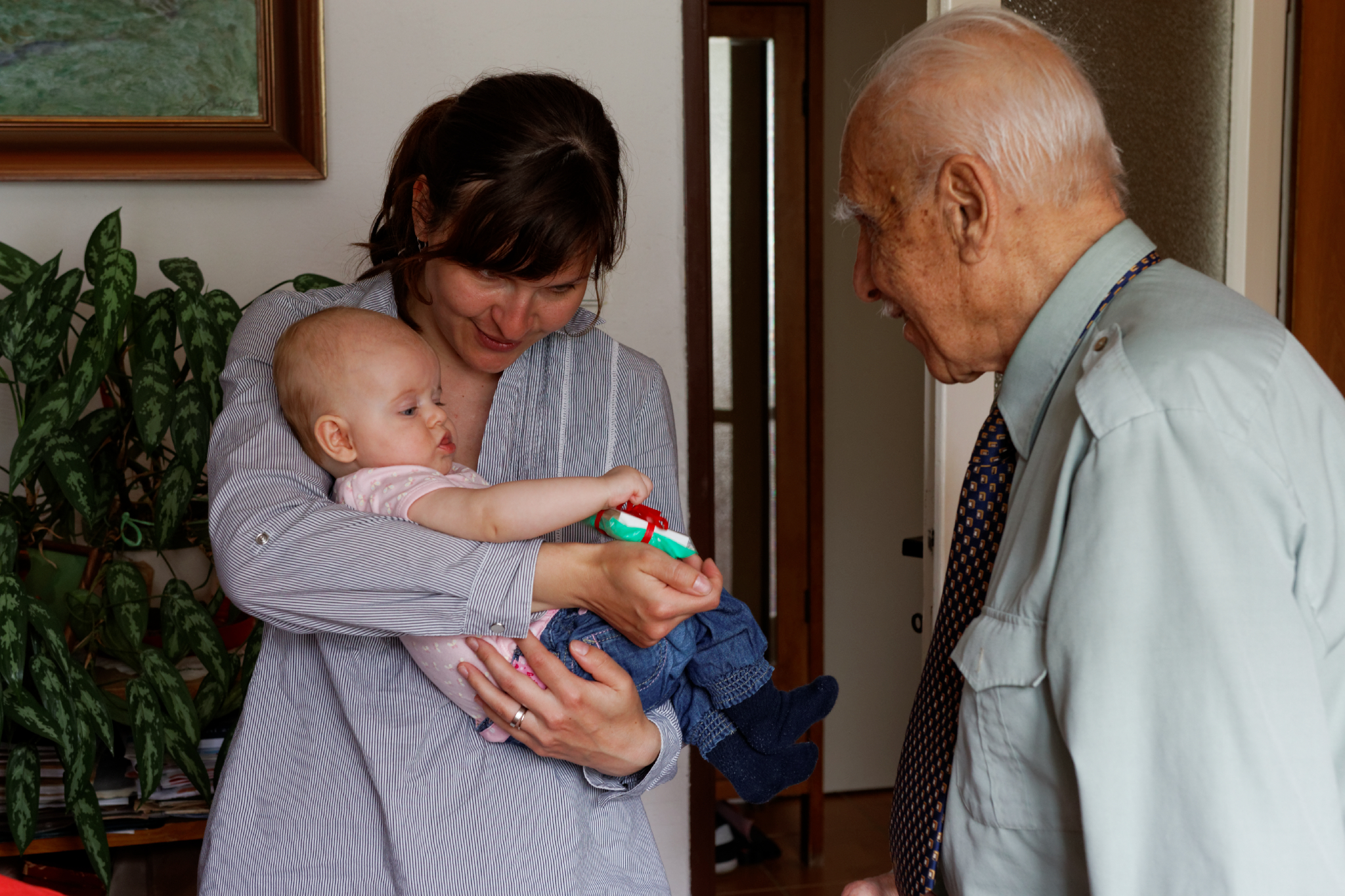 Album image copied from https://lh3.googleusercontent.com/-McCpnmQjhi0/VT6PR7D6T2I/AAAAAAAC4tw/ZmgZU0OJwcs0tpycMiaxliscvI-vk6ZiwCLABGAYYCw/s0-U-I/IMG_2157_DxO_web.jpg