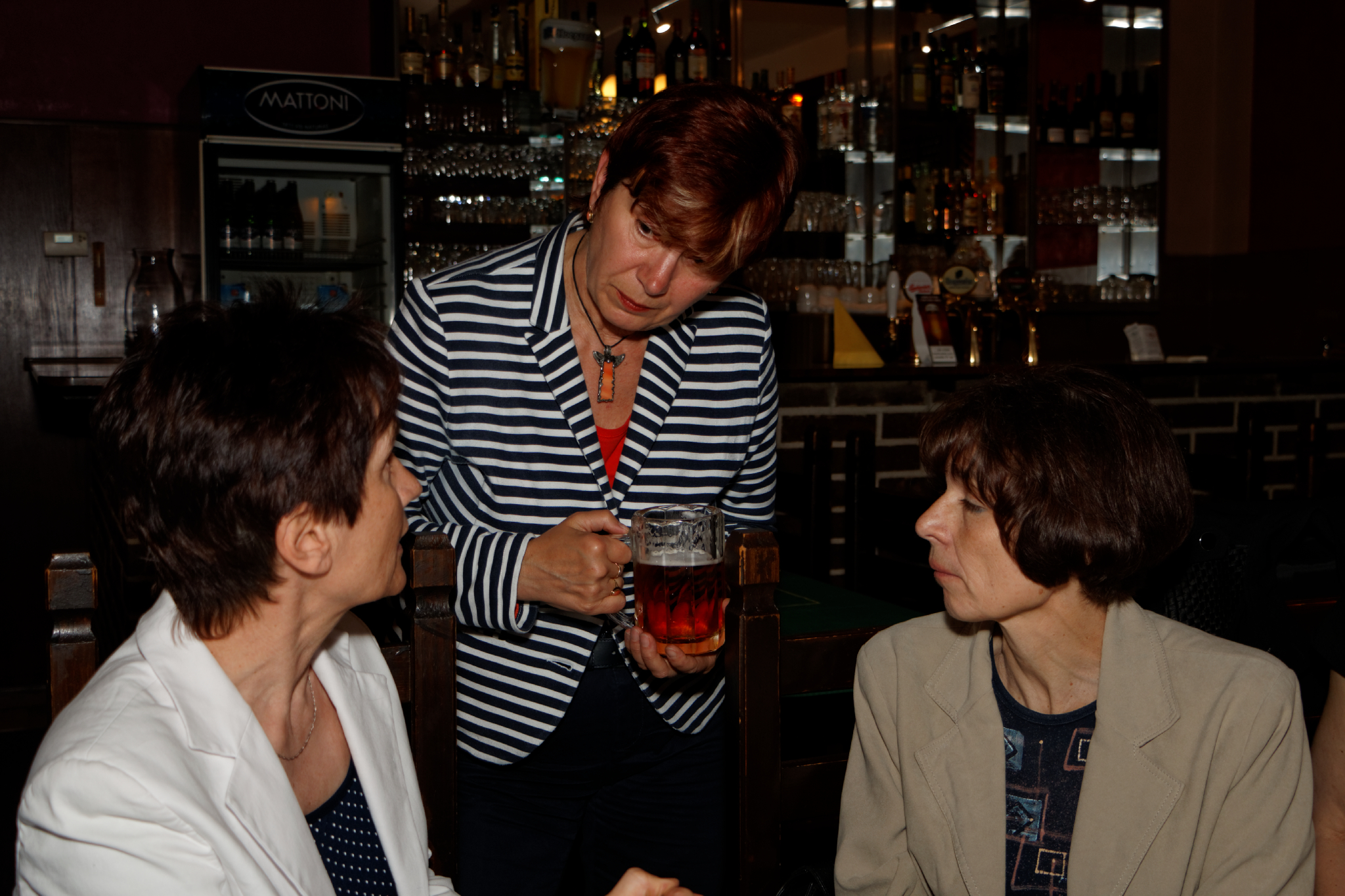 Album image copied from https://lh3.googleusercontent.com/-mr2i3E4lAZw/VVm56GY6UdI/AAAAAAAAht0/7fD1XZAqSVc7LQzqveHROiQsXc-oDuqtACLABGAYYCw/s0-U-I/IMG_2640_DxO_web.jpg