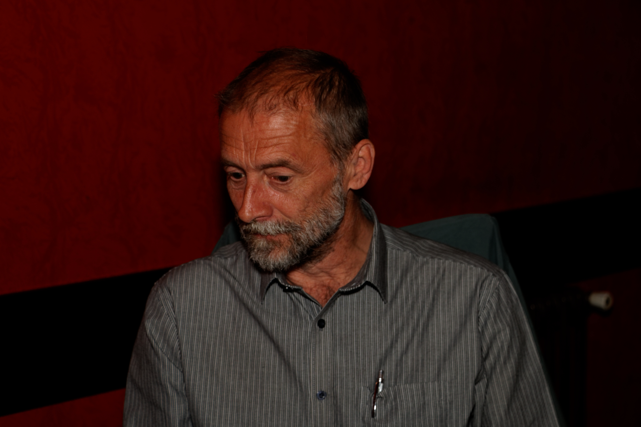 Album image copied from https://lh3.googleusercontent.com/-YApUXmsAq78/VVm6HP11AAI/AAAAAAAAhuc/71ShX_EcfZUK8Ty4h25Tkb3GiFt2vBQVgCLABGAYYCw/s0-U-I/IMG_2647_DxO_web.jpg