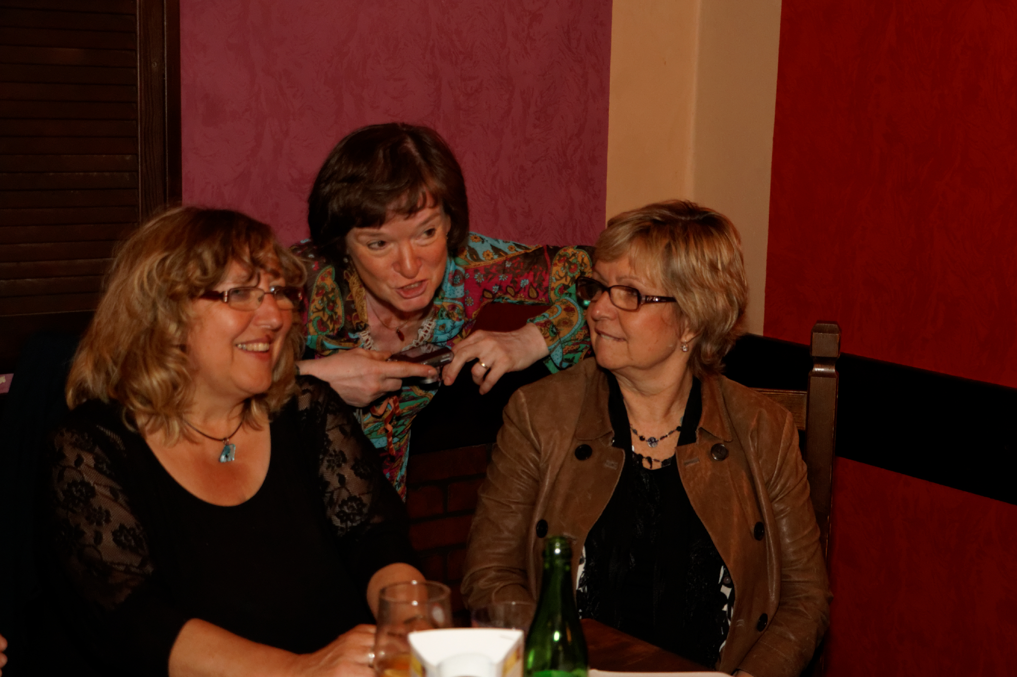 Album image copied from https://lh3.googleusercontent.com/-NudhXUMxn84/VVm70PbFwJI/AAAAAAAC3JU/XrDZ6l7lstAuizdm2m43mQOq0_io8gq-wCLABGAYYCw/s0-U-I/IMG_2672_DxO_web.jpg