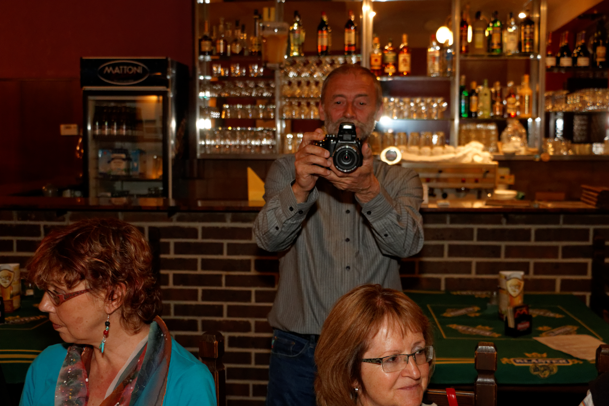 Album image copied from https://lh3.googleusercontent.com/-yLCIFiFTZuE/VVm8hoD7wTI/AAAAAAAC3JQ/-xKY6froL_cVpDCyV4rpEaIWatubmYhwQCLABGAYYCw/s0-U-I/IMG_2686_DxO_web.jpg