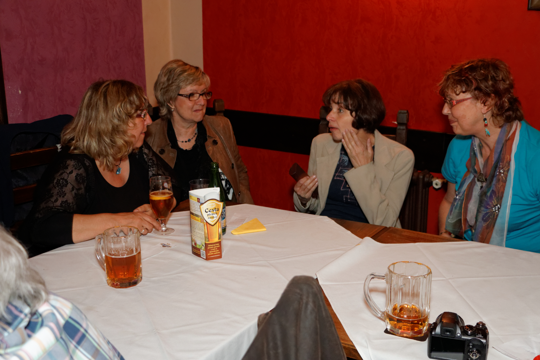 Album image copied from https://lh3.googleusercontent.com/-g9SuPC_2Xsk/VVm_FfNrQBI/AAAAAAAC3JE/KRehXUMaDFIRbPhm_awChZ4nH97AGY5ggCLABGAYYCw/s0-U-I/IMG_2739_DxO_web.jpg