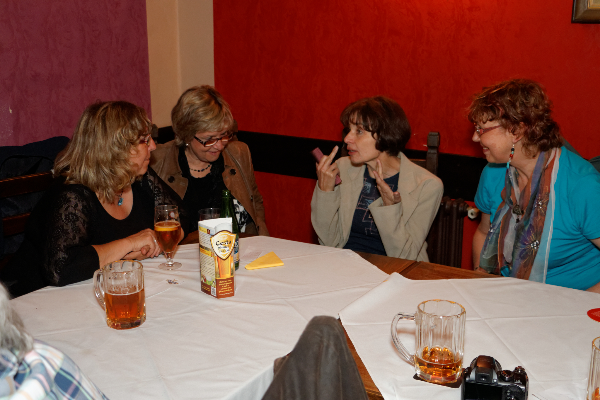 Album image copied from https://lh3.googleusercontent.com/-pUuXTmPAzxo/VVm_MROzR8I/AAAAAAAC3JE/8xXybX33MEonjlht2lcLpDN0PISUf0BJwCLABGAYYCw/s0-U-I/IMG_2741_DxO_web.jpg