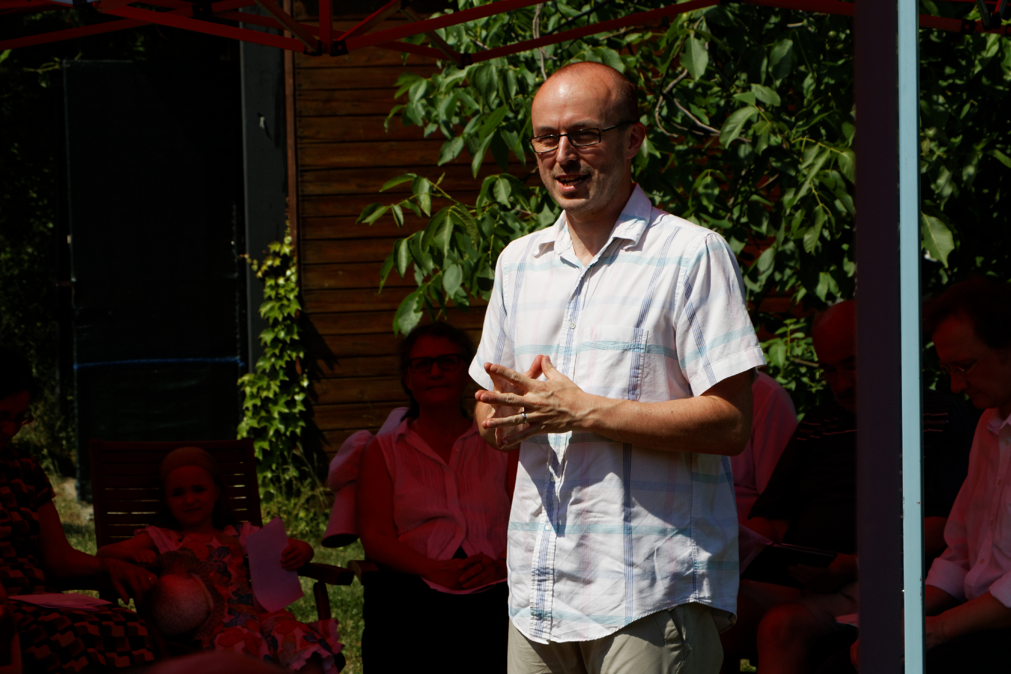 Album image copied from https://lh3.googleusercontent.com/-5jmwQMMseLg/VXlHwx8eg3I/AAAAAAACHxo/2k7C6f5r8DcpZWzBEuMTvvXACoeSkOTJwCLABGAYYCw/s0-U-I/IMG_3412_DxO_web.jpg