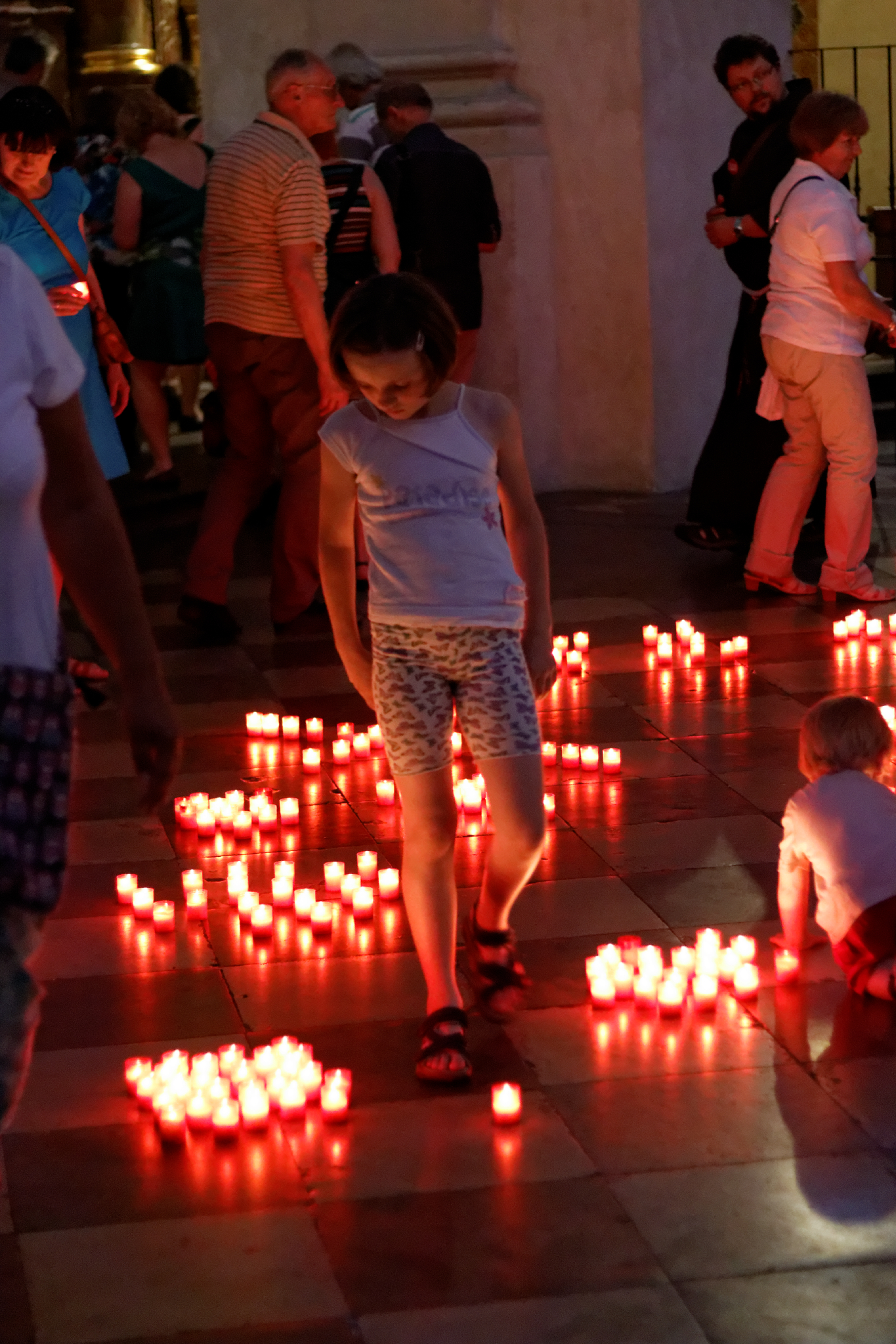 Album image copied from https://lh3.googleusercontent.com/-J7VdYLLQsSo/VXmaVZ_V5fI/AAAAAAAAyWA/LYXeuwjjz0MNXTiBbptzuWx8cJPM5uvwgCLABGAYYCw/s0-U-I/IMG_3506_DxO_web.jpg