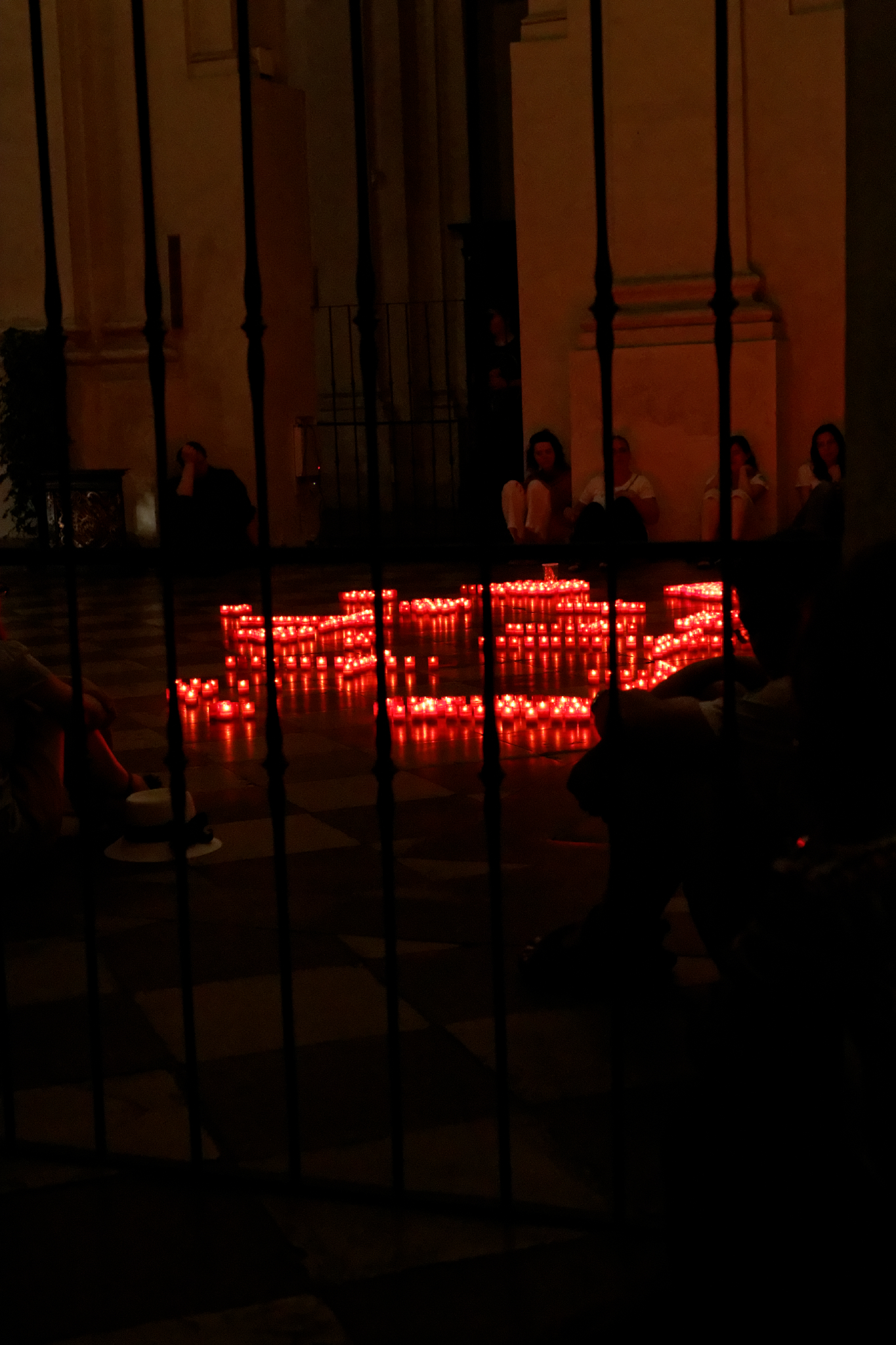 Album image copied from https://lh3.googleusercontent.com/-TAUM6Lx59nk/VXmaqnPWGnI/AAAAAAAAyWs/HszrE4E29xAae0FWppFuuUVuPgfrqJGUgCLABGAYYCw/s0-U-I/IMG_3519_DxO_web.jpg