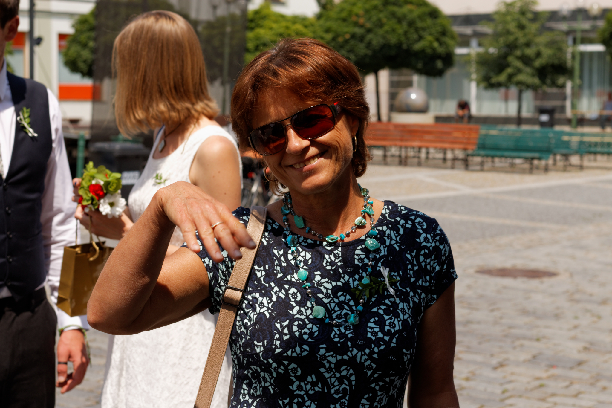 Album image copied from https://lh3.googleusercontent.com/-p4tZbGH6nUc/VXzlZzW9y_I/AAAAAAAC4tk/pikhGAMS1pEx5g3jZoOgJTgl_gbBtXePwCLABGAYYCw/s0-U-I/IMG_3680_DxO_web.jpg