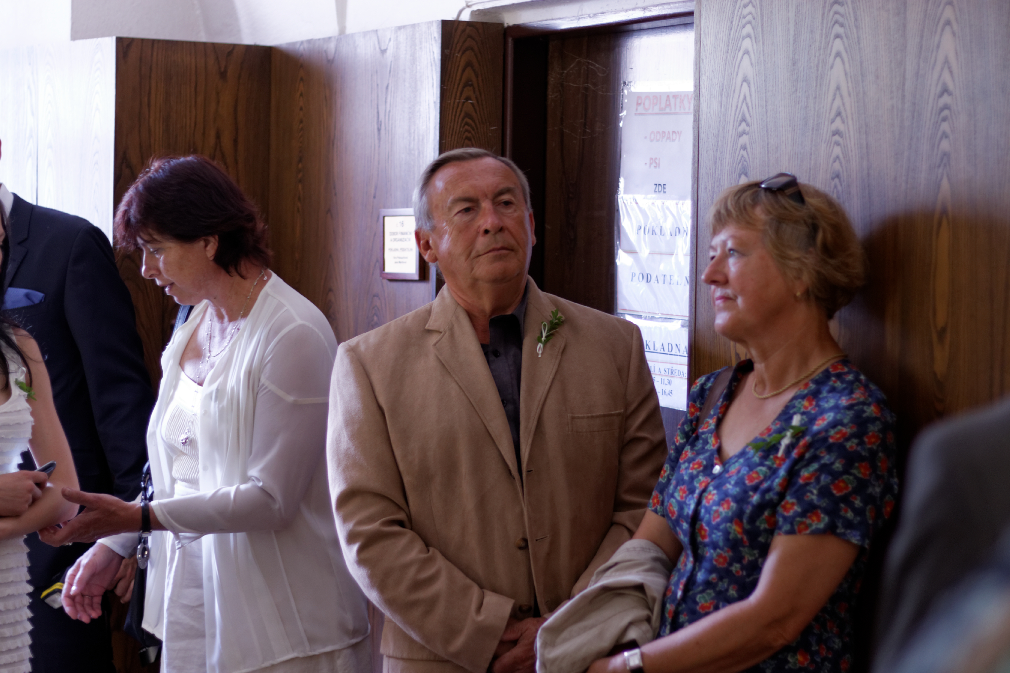 Album image copied from https://lh3.googleusercontent.com/-Gd4KL5fZ32k/VXzmNhYCLxI/AAAAAAAC4tk/s0iBtfu0wjcF700nvfDI6JtVQ6dQH5eQgCLABGAYYCw/s0-U-I/IMG_3694_DxO_web.jpg