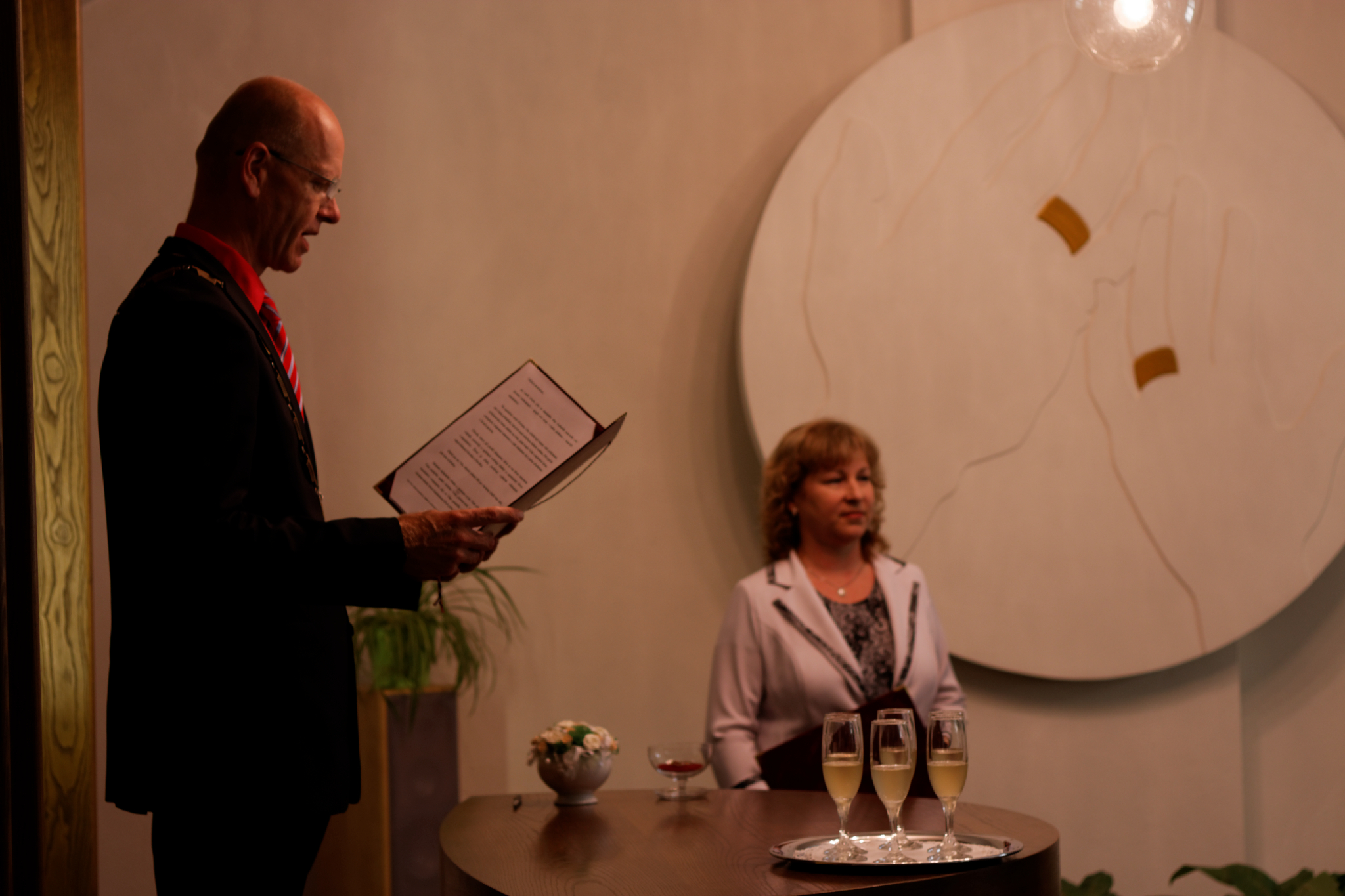 Album image copied from https://lh3.googleusercontent.com/-pjXMk6BRWNo/VXzm8KfoedI/AAAAAAAC4tk/z1sE2DHNmVI92GgDxtUe-DaEpefMn7GVgCLABGAYYCw/s0-U-I/IMG_3711_DxO_web.jpg