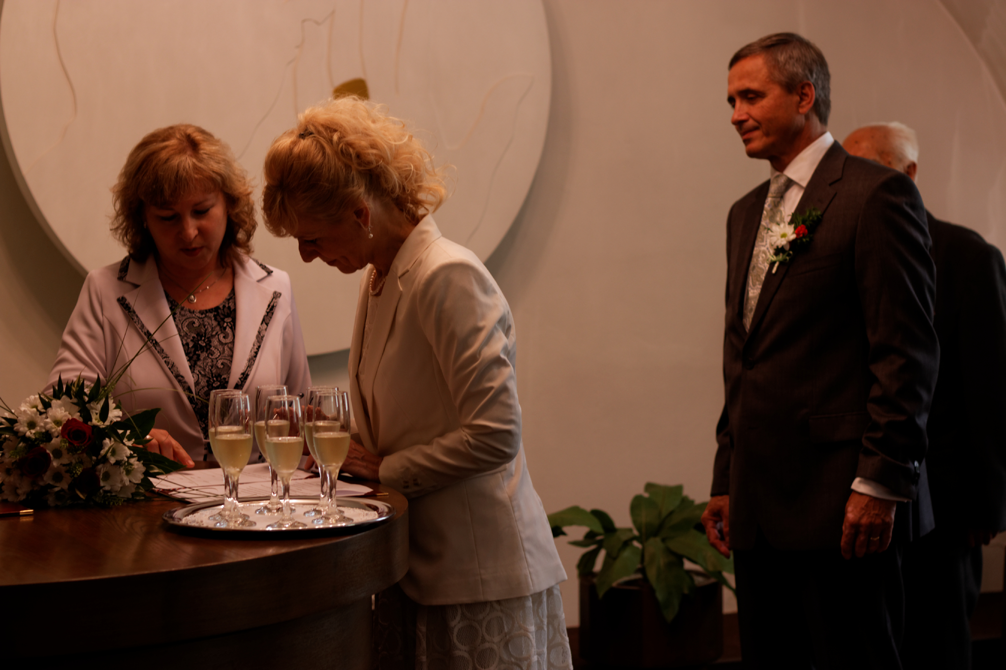 Album image copied from https://lh3.googleusercontent.com/-XCewzIm3rkI/VXznJ2vtpZI/AAAAAAAC4tk/nXus4s_VCBY4bP1DTpjNAEH_K7TlDCw4wCLABGAYYCw/s0-U-I/IMG_3723_DxO_web.jpg