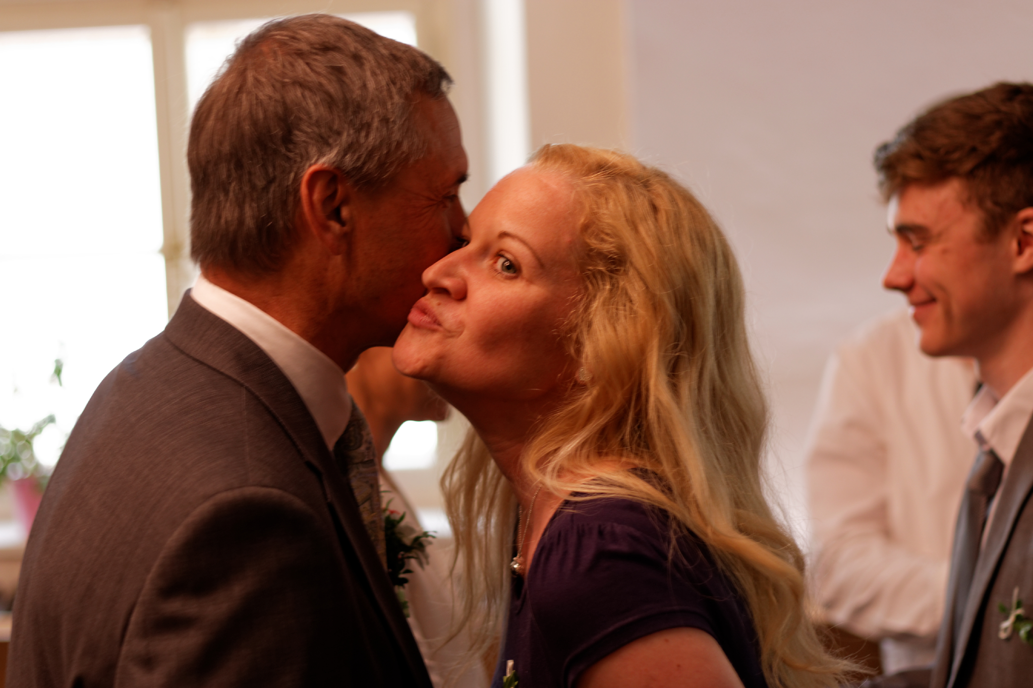 Album image copied from https://lh3.googleusercontent.com/-5shMD2vz0oA/VXznkdLFycI/AAAAAAAC4tk/sTCuoDIW60ocfH2qDB4sJpSL6s_unloYQCLABGAYYCw/s0-U-I/IMG_3738_DxO_web.jpg