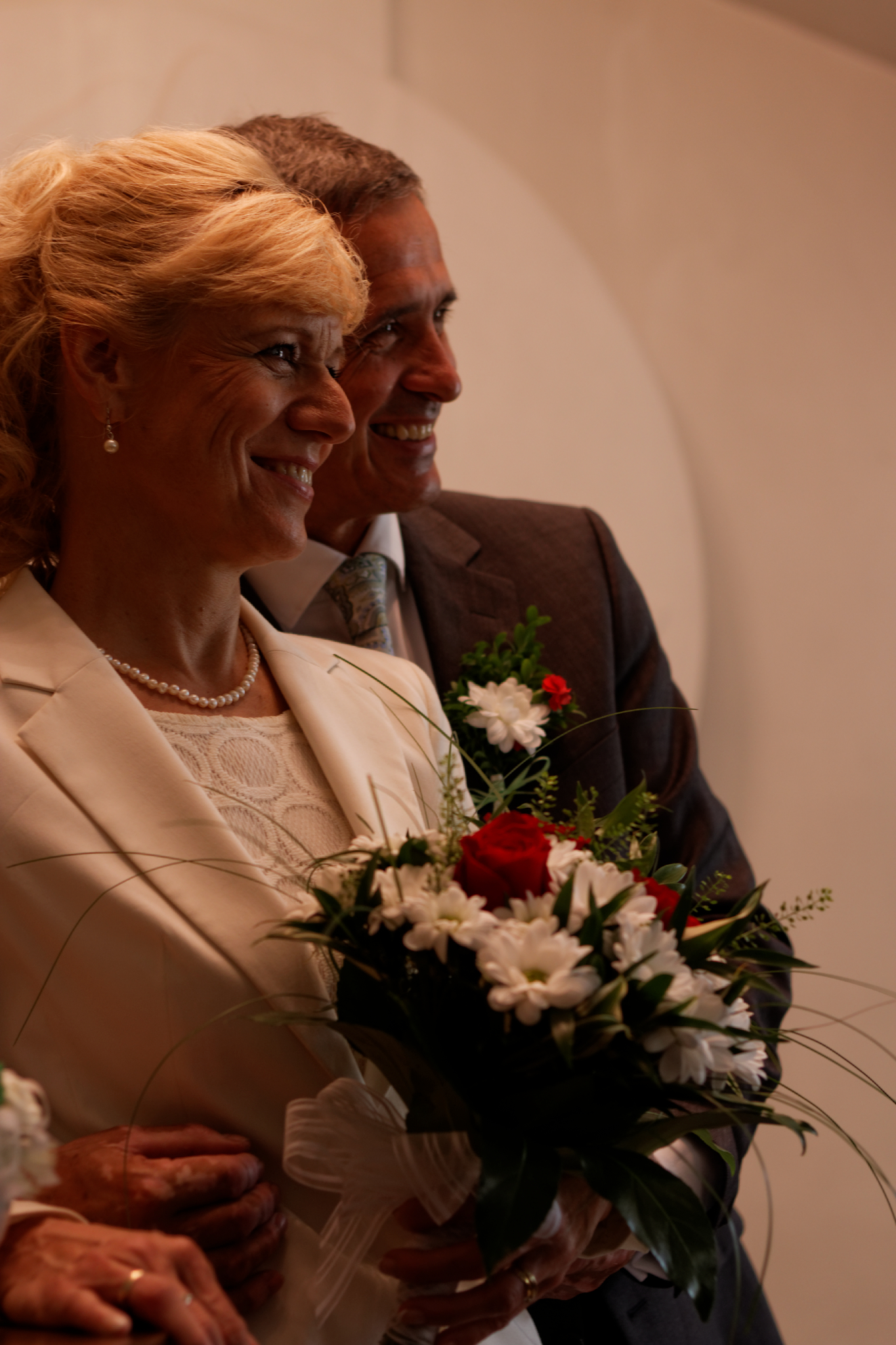 Album image copied from https://lh3.googleusercontent.com/-VKLt84RXnwQ/VXzpAr0RDTI/AAAAAAAC4tk/8ZR7v-x9W9oWoC1WWtfbOVFbpknB-TSGQCLABGAYYCw/s0-U-I/IMG_3785_DxO_web_1.jpg