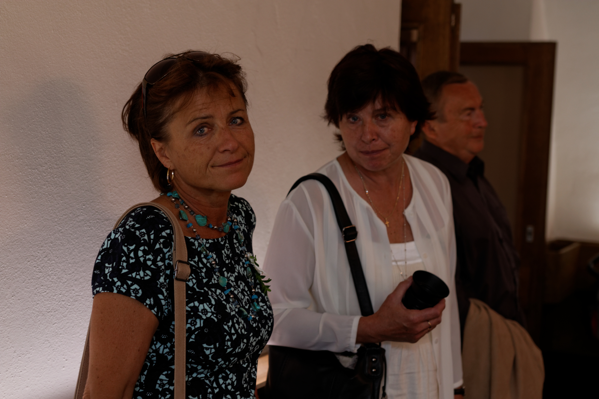 Album image copied from https://lh3.googleusercontent.com/-e2l9VNQlKRw/VXzpajUoFkI/AAAAAAAC4tk/ox2-9-6m3Ts1GGooSNJw6douql6oIMwYwCLABGAYYCw/s0-U-I/IMG_3805_DxO_web.jpg