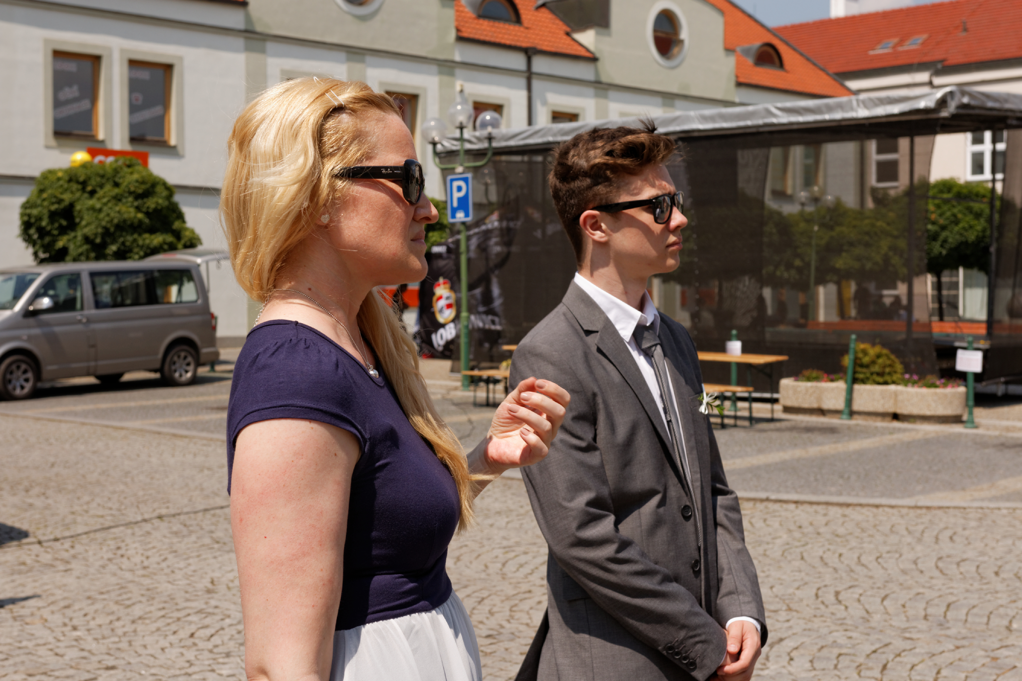 Album image copied from https://lh3.googleusercontent.com/--JGxwkwADO0/VXzpmsq0erI/AAAAAAAC4tk/t8qaNJ7YMxEbtiST8kvaFRtTc78mxo0HwCLABGAYYCw/s0-U-I/IMG_3809_DxO_web.jpg