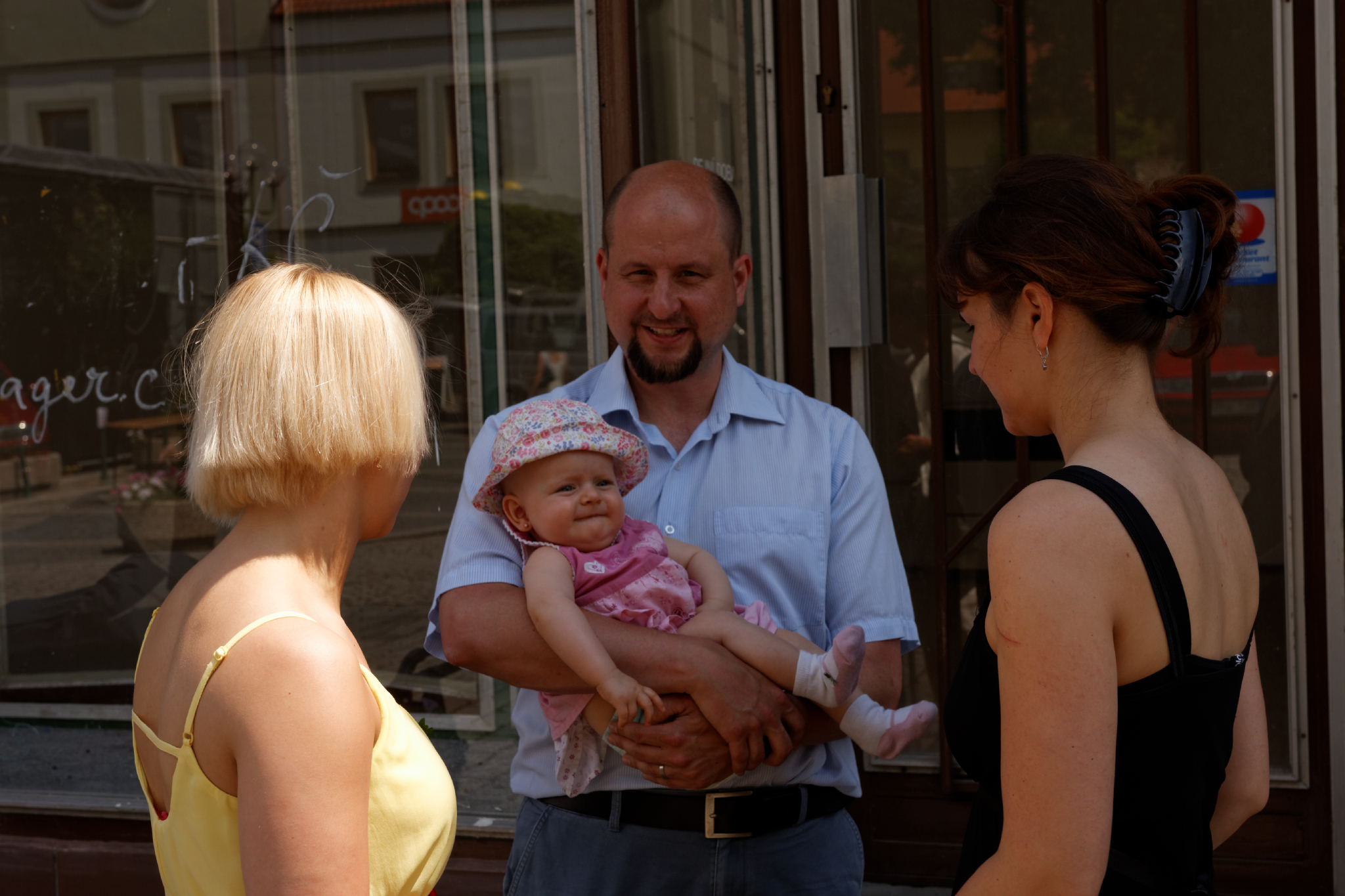 Album image copied from https://lh3.googleusercontent.com/-sQ-p6x2u7SI/VXzpyw1X-JI/AAAAAAAC4tk/DpcNLnHcVdgq_nW36Bqyw5C8q6ORw9P3ACLABGAYYCw/s0-U-I/IMG_3814_DxO_web.jpg