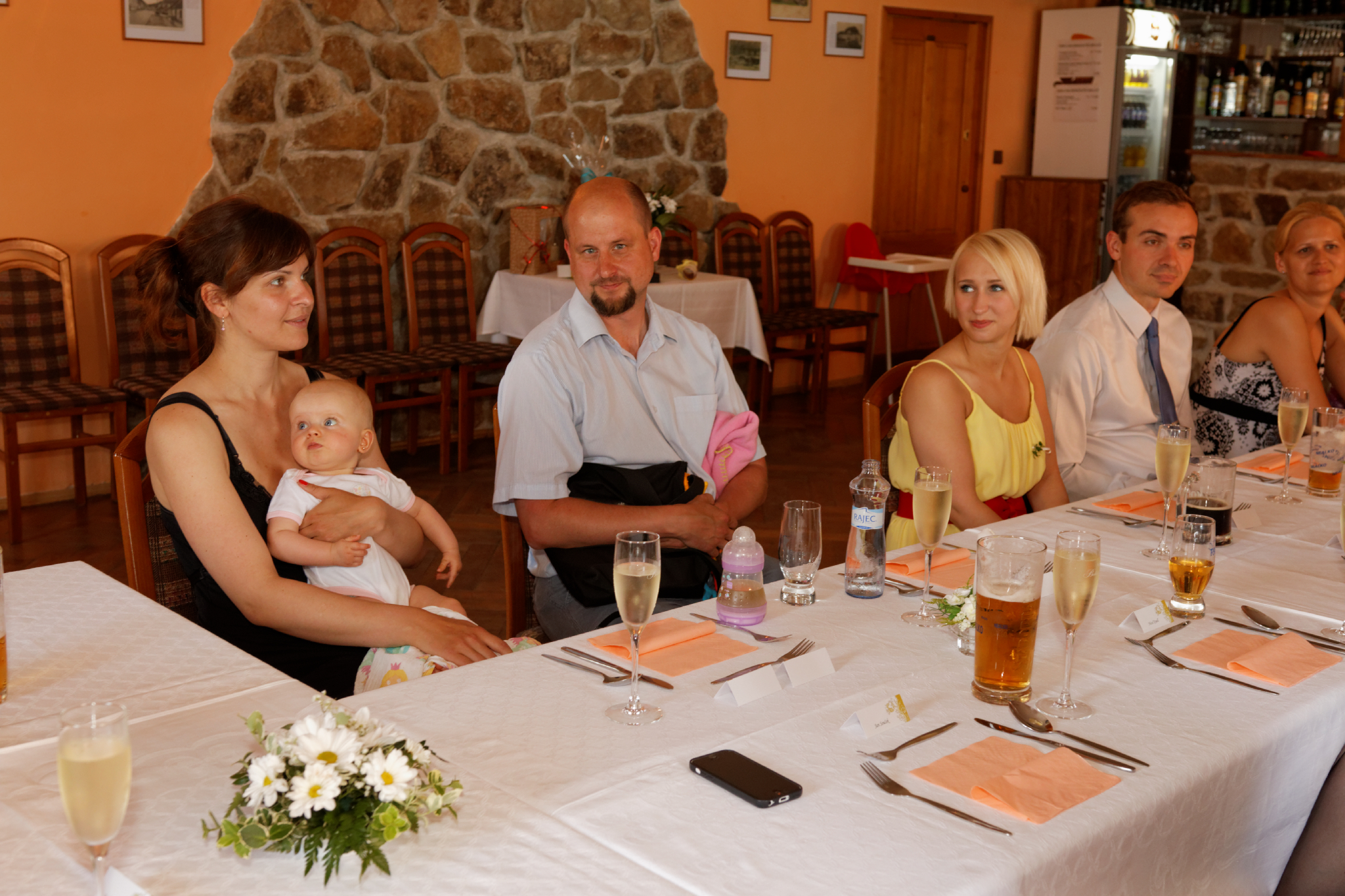 Album image copied from https://lh3.googleusercontent.com/-nVPtgmuB_1A/VXzrlmyAF2I/AAAAAAAC4tk/ZhuRIaLq3rAWJLESrSM2cZrdNm6fo_LIACLABGAYYCw/s0-U-I/IMG_3872_DxO_web.jpg