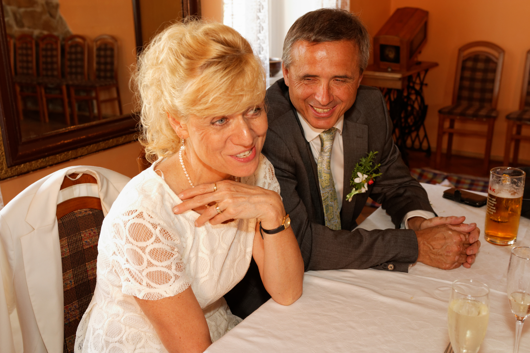 Album image copied from https://lh3.googleusercontent.com/-gLEu4NpByVk/VXzs3rZOGRI/AAAAAAAC4tk/FK2tNju9yiA9BpC-SPN1oa_42EGriitjQCLABGAYYCw/s0-U-I/IMG_3917_DxO_web.jpg