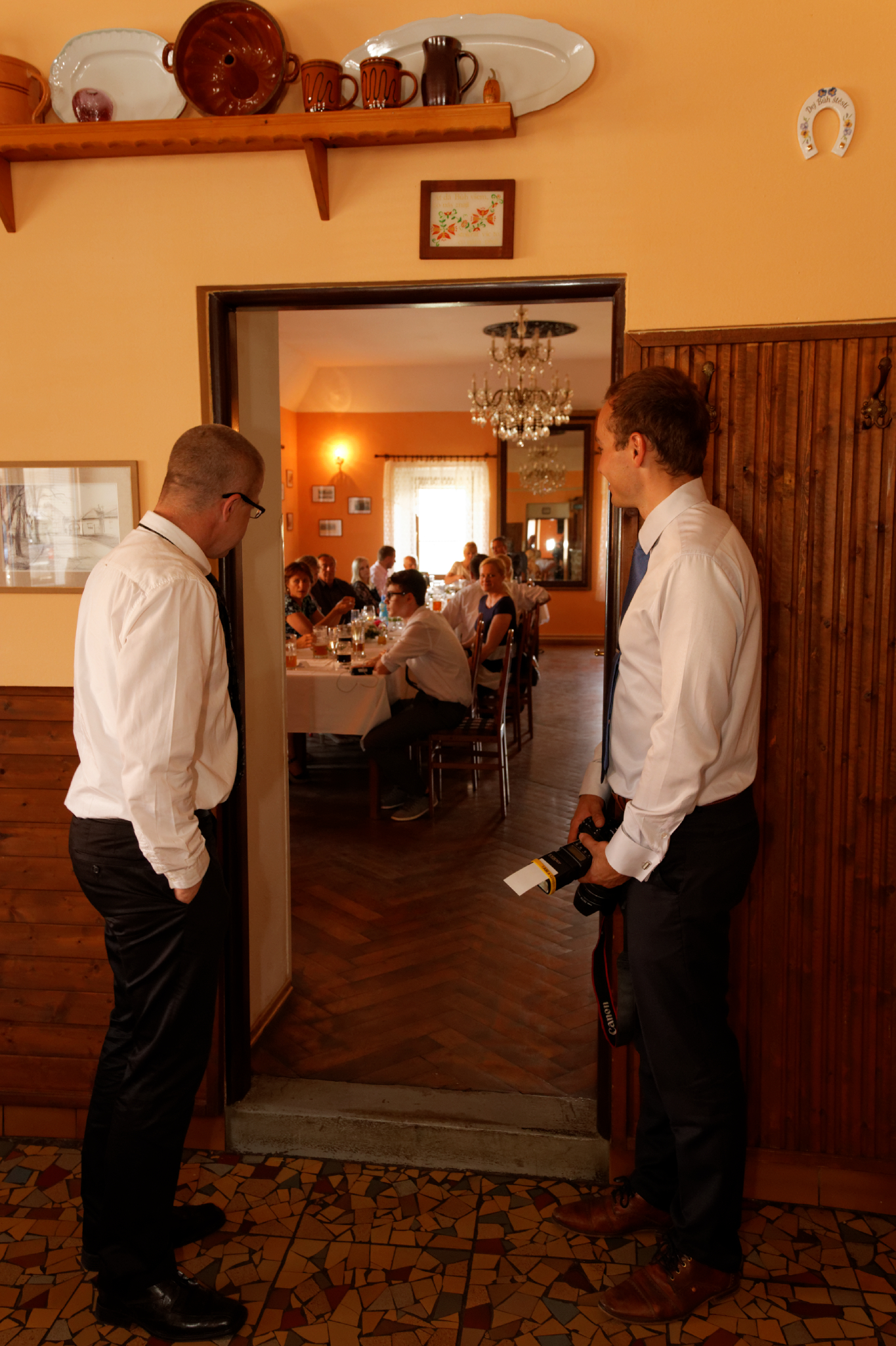 Album image copied from https://lh3.googleusercontent.com/-R4INU_oqubw/VXztlRatoeI/AAAAAAAC4tk/9hhswT2xr8sBNPhfICsZjWpnlAxM5NCsQCLABGAYYCw/s0-U-I/IMG_3942_DxO_web.jpg