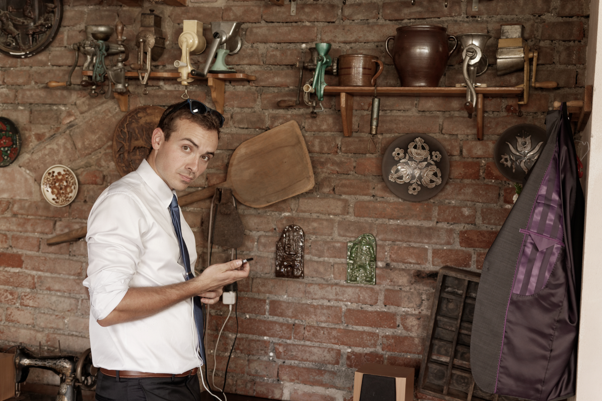 Album image copied from https://lh3.googleusercontent.com/-wte1UNS4LeE/VXzu8DKuqsI/AAAAAAAC4tk/t9x6Kd0KzaICzEu1DY9wqcXsgW7yqZjgACLABGAYYCw/s0-U-I/IMG_4002_DxO_web.jpg