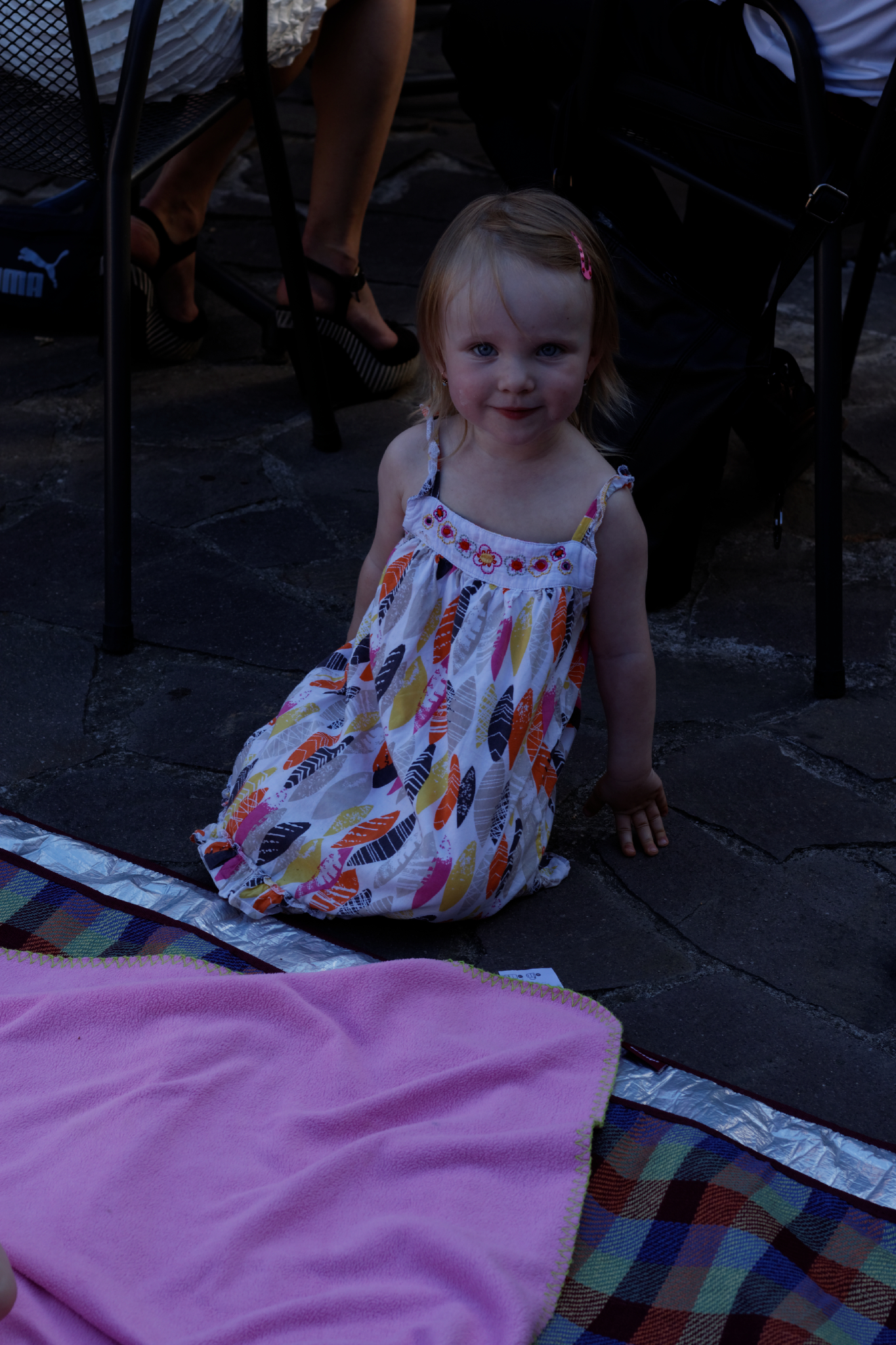 Album image copied from https://lh3.googleusercontent.com/-zh6YcTOEIEY/VXzwuvcUF6I/AAAAAAAC4tk/GE8Ntgq90EEy8gGnLNibBi7-EGj3Aow2wCLABGAYYCw/s0-U-I/IMG_4072_DxO_web.jpg