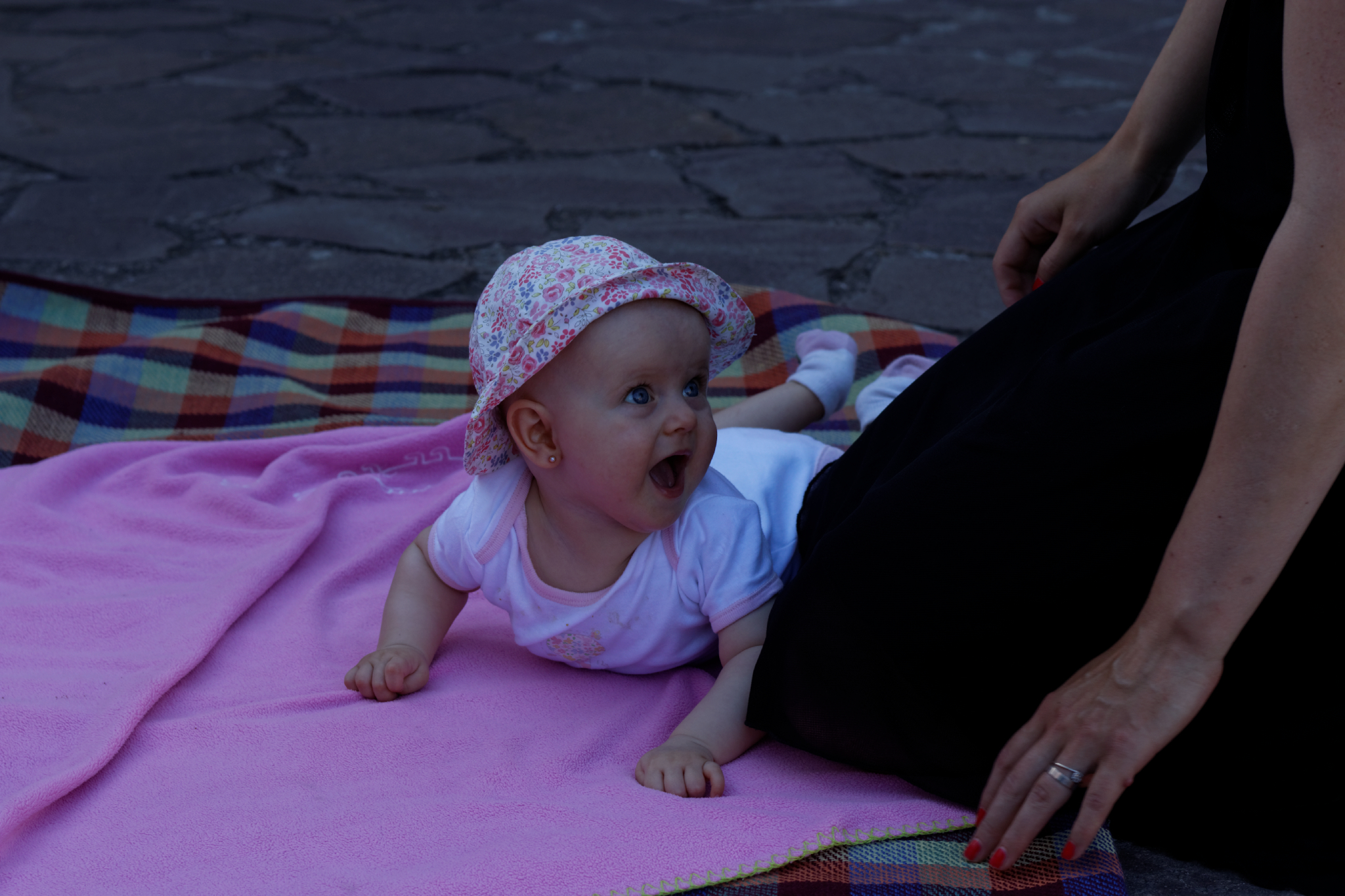 Album image copied from https://lh3.googleusercontent.com/-eFrWN-pQrBI/VXzw0FVLQeI/AAAAAAAC4tk/zJEAKqcOgTIroE63LJ3pPH9m7jW3e1wSQCLABGAYYCw/s0-U-I/IMG_4074_DxO_web.jpg