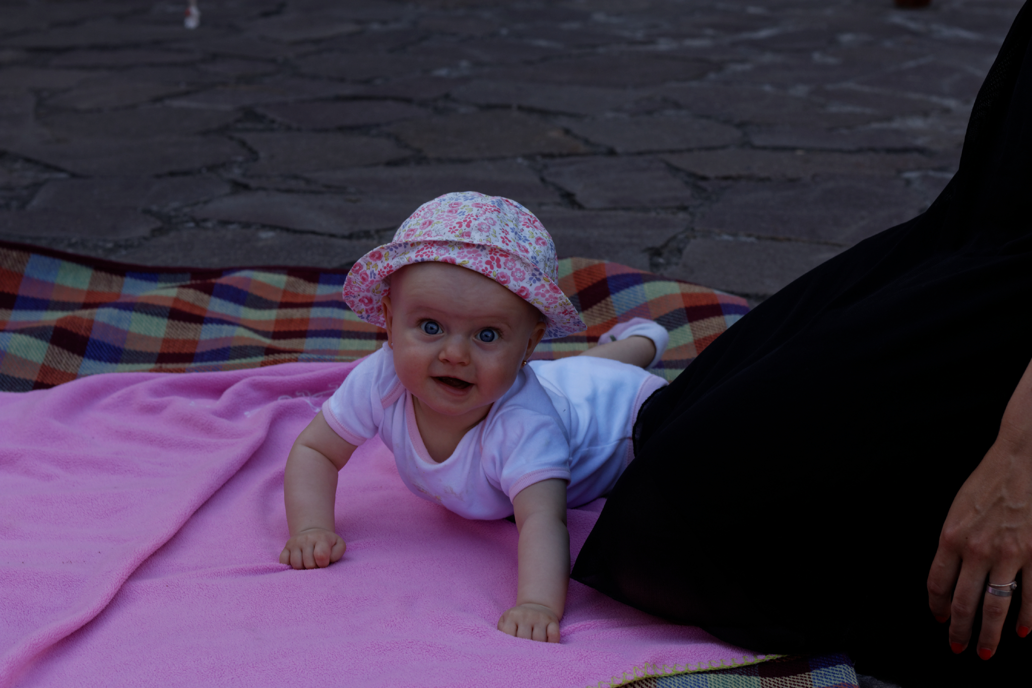 Album image copied from https://lh3.googleusercontent.com/-7YaDHpyOOQM/VXzw_UXNn_I/AAAAAAAC4tk/3ZPe6BQSHE4TjaJ84964AIWit5Z4lXy-gCLABGAYYCw/s0-U-I/IMG_4078_DxO_web.jpg