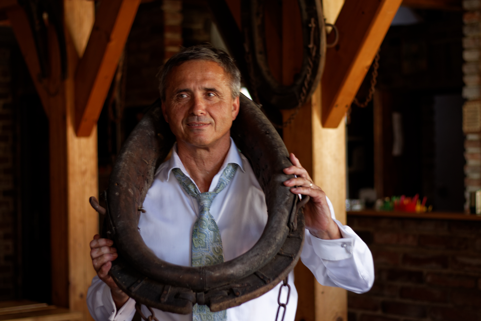 Album image copied from https://lh3.googleusercontent.com/--p_5boc128E/VXzx6lhTLSI/AAAAAAAC4tk/vzJcjqnTdfA5r47wJtWloOh58euxyVYfQCLABGAYYCw/s0-U-I/IMG_4117_DxO_web.jpg