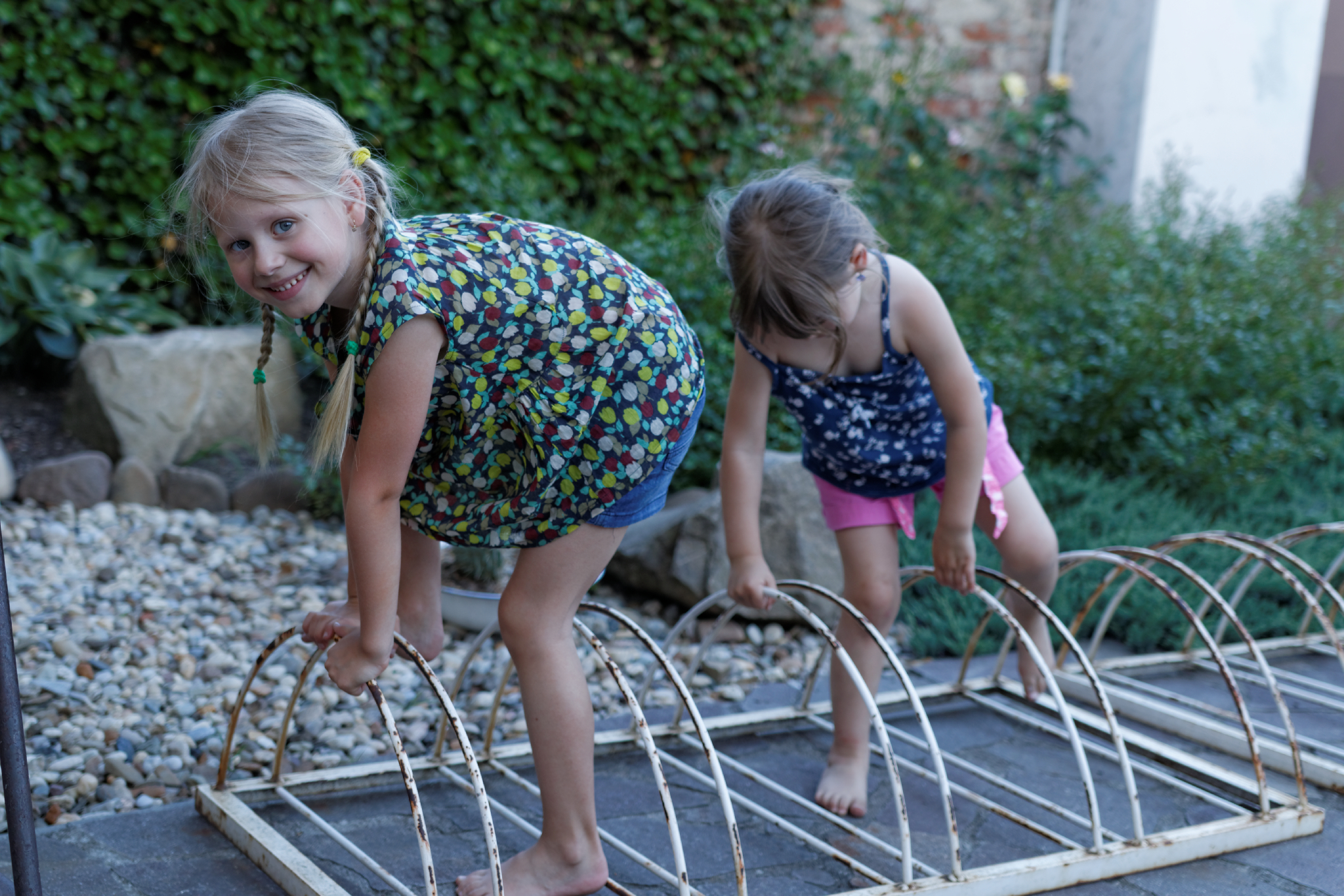 Album image copied from https://lh3.googleusercontent.com/-51tOkvEgUaM/VXzzeanhS1I/AAAAAAAC4tk/29IfNiP83UYs2lxRp37TjjXCC9ZHnSDfwCLABGAYYCw/s0-U-I/IMG_4195_DxO_web.jpg