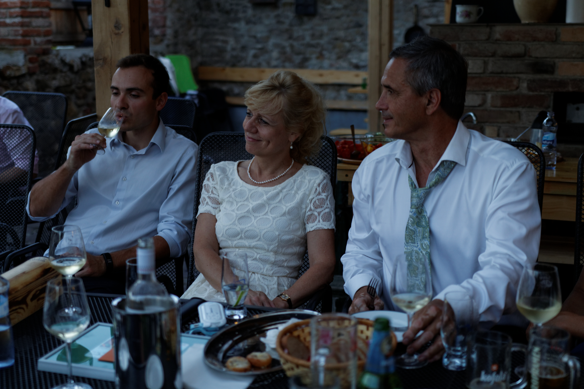 Album image copied from https://lh3.googleusercontent.com/-g7fZnT-2kUk/VXz0o1K-hBI/AAAAAAAC4tk/7j5k4JOnP5wVvhafAyCBNcK8I3_33zslQCLABGAYYCw/s0-U-I/IMG_4231_DxO_web.jpg