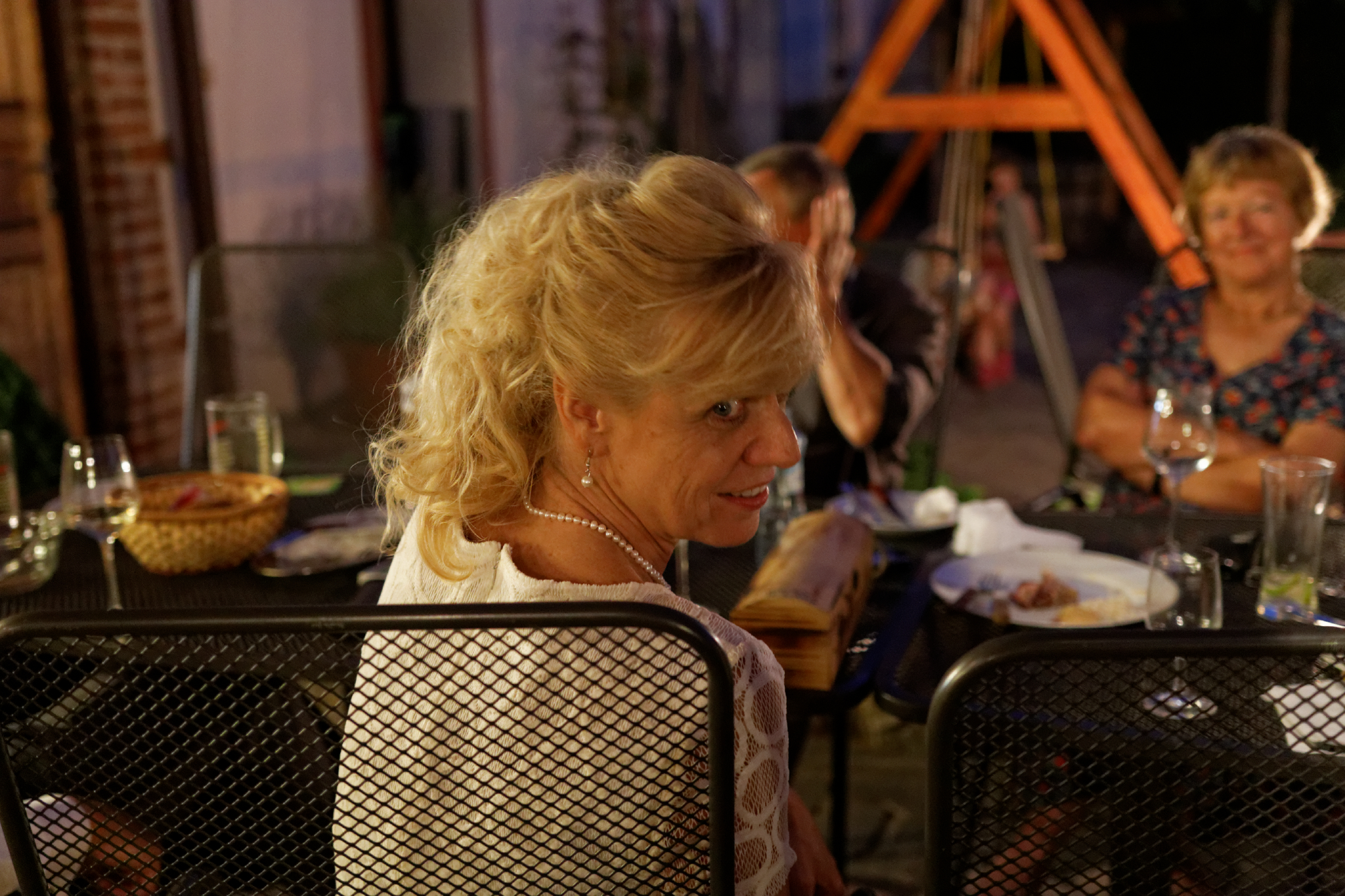 Album image copied from https://lh3.googleusercontent.com/-cCjK2GC1H0I/VXz2PTQywSI/AAAAAAAC4tk/yR3BKucgONoj__has56hK0eMpNKYAZiJACLABGAYYCw/s0-U-I/IMG_4292_DxO_web.jpg