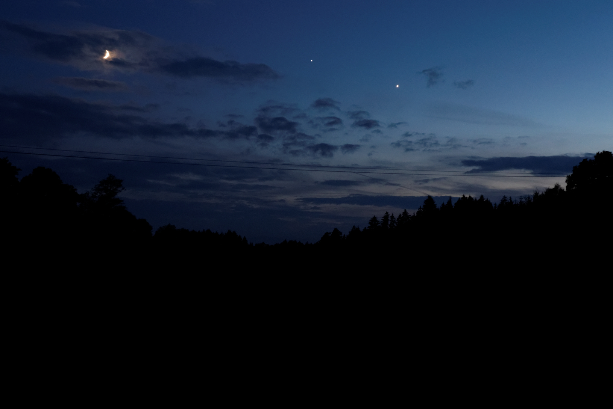 Album image copied from https://lh3.googleusercontent.com/-pKmgMOGEFSc/VYk5g0bWF9I/AAAAAAAC3Io/PRNJ1gA4gxQLVKw-VpWWgvMJ1Z8l8saoQCLABGAYYCw/s0-U-I/IMG_4586_DxO_web.jpg