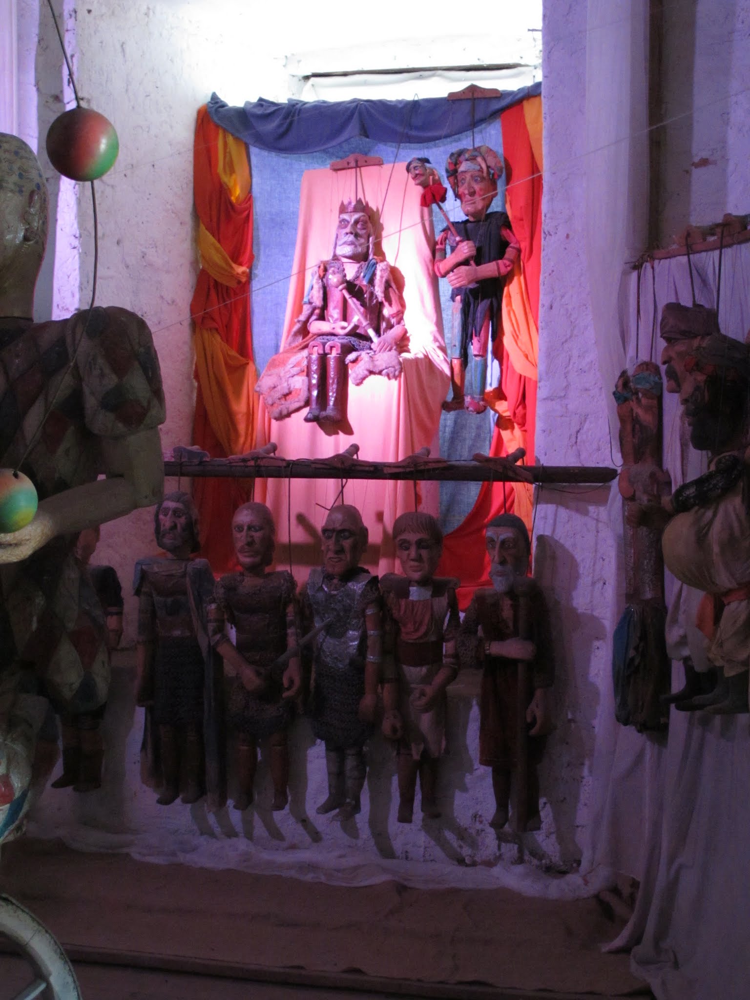 Album image copied from https://lh3.googleusercontent.com/-flRV3t6d-zo/VYvai7pGbmI/AAAAAAABfk0/WVbvGse7yP84hPsrZiopA9EC89o7nF7agCLABGAYYCw/s0-U-I/IMG_5722.JPG