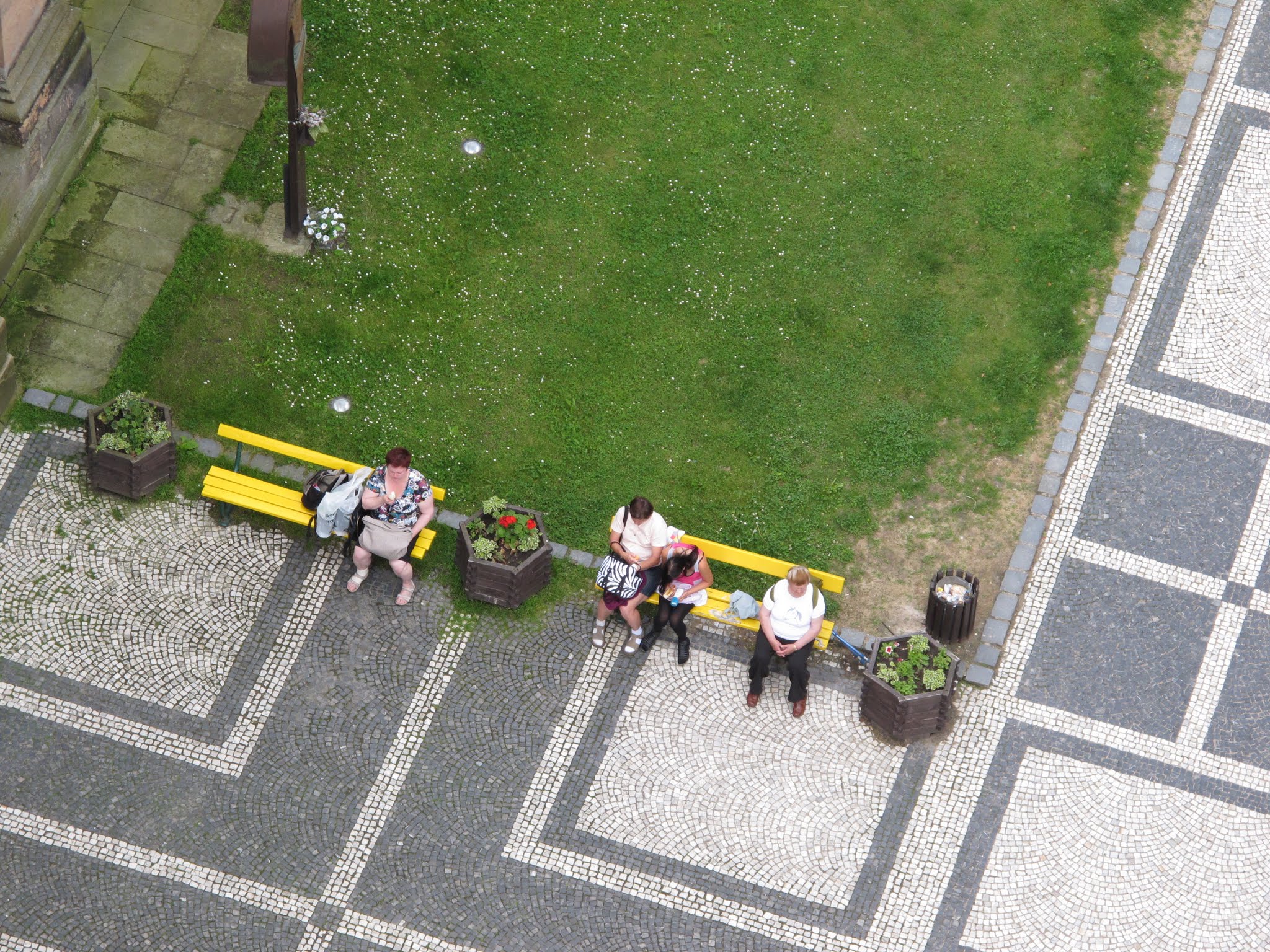 Album image copied from https://lh3.googleusercontent.com/-h8jL-ncRNwc/VYvayo31sNI/AAAAAAABfnQ/Mc9HwxODeFI_rF9WEF-hEPuG1aHJlTV3QCLABGAYYCw/s0-U-I/IMG_5735.JPG