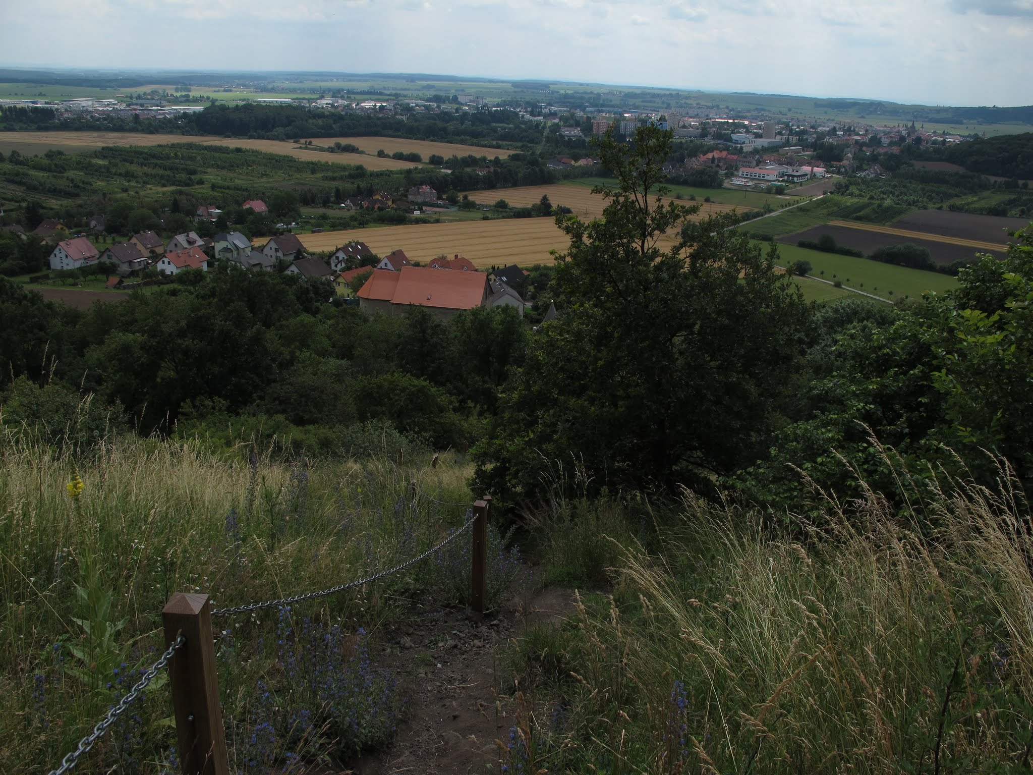 Album image copied from https://lh3.googleusercontent.com/-1GrsWrFTCEQ/VYvbcAa8kgI/AAAAAAABfrY/D0Mq5UC3c68l-63gVYpFT_hAivKIXVOGQCLABGAYYCw/s0-U-I/IMG_5765.JPG