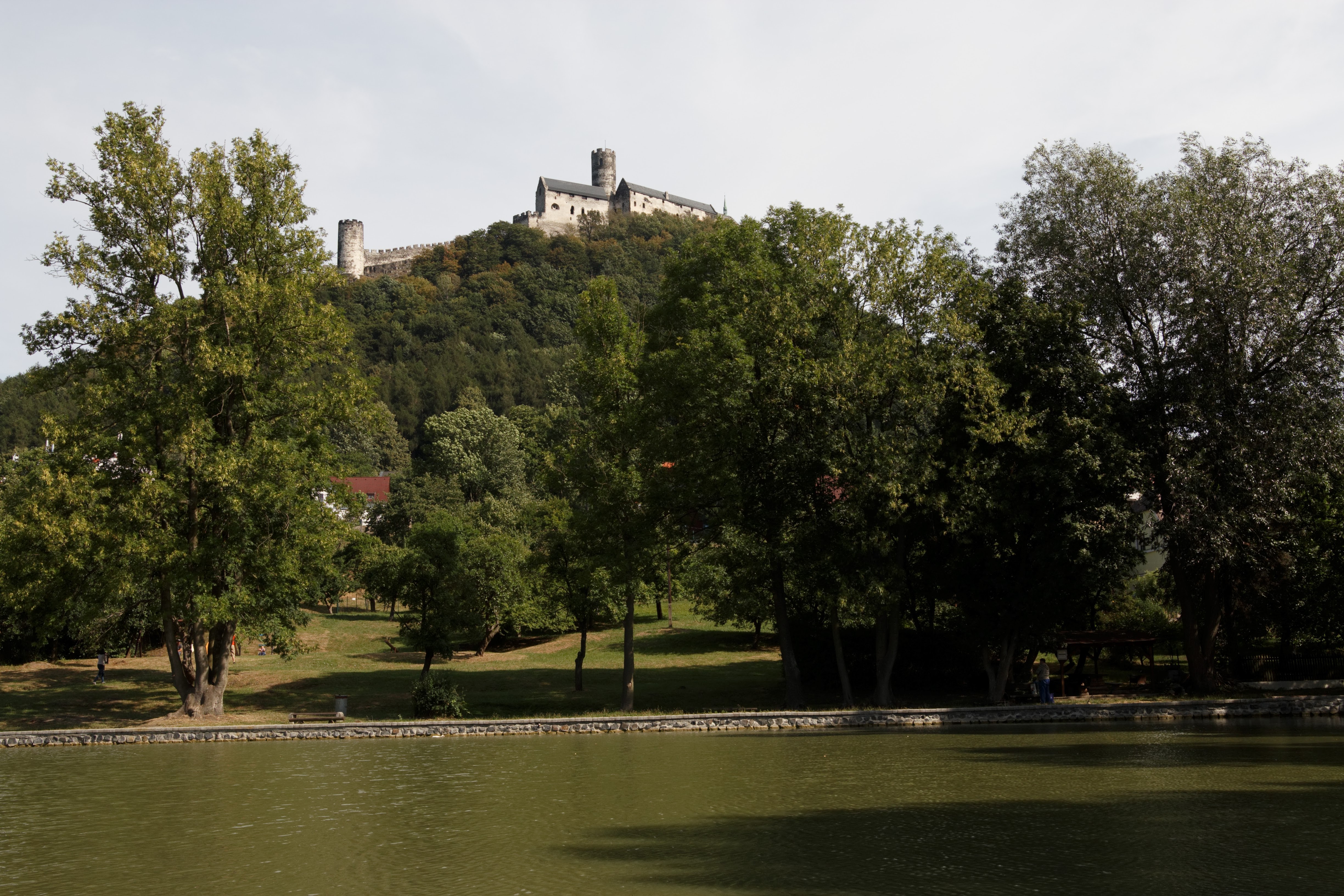 Album image copied from https://lh3.googleusercontent.com/-52BFxfTEdjU/Vem9GLqce7I/AAAAAAACSiA/mbs5EiPcPxcg8Ms9xBD47E3hsiesVJW4QCJoC/w4897-h3264/IMG_5869.CR2