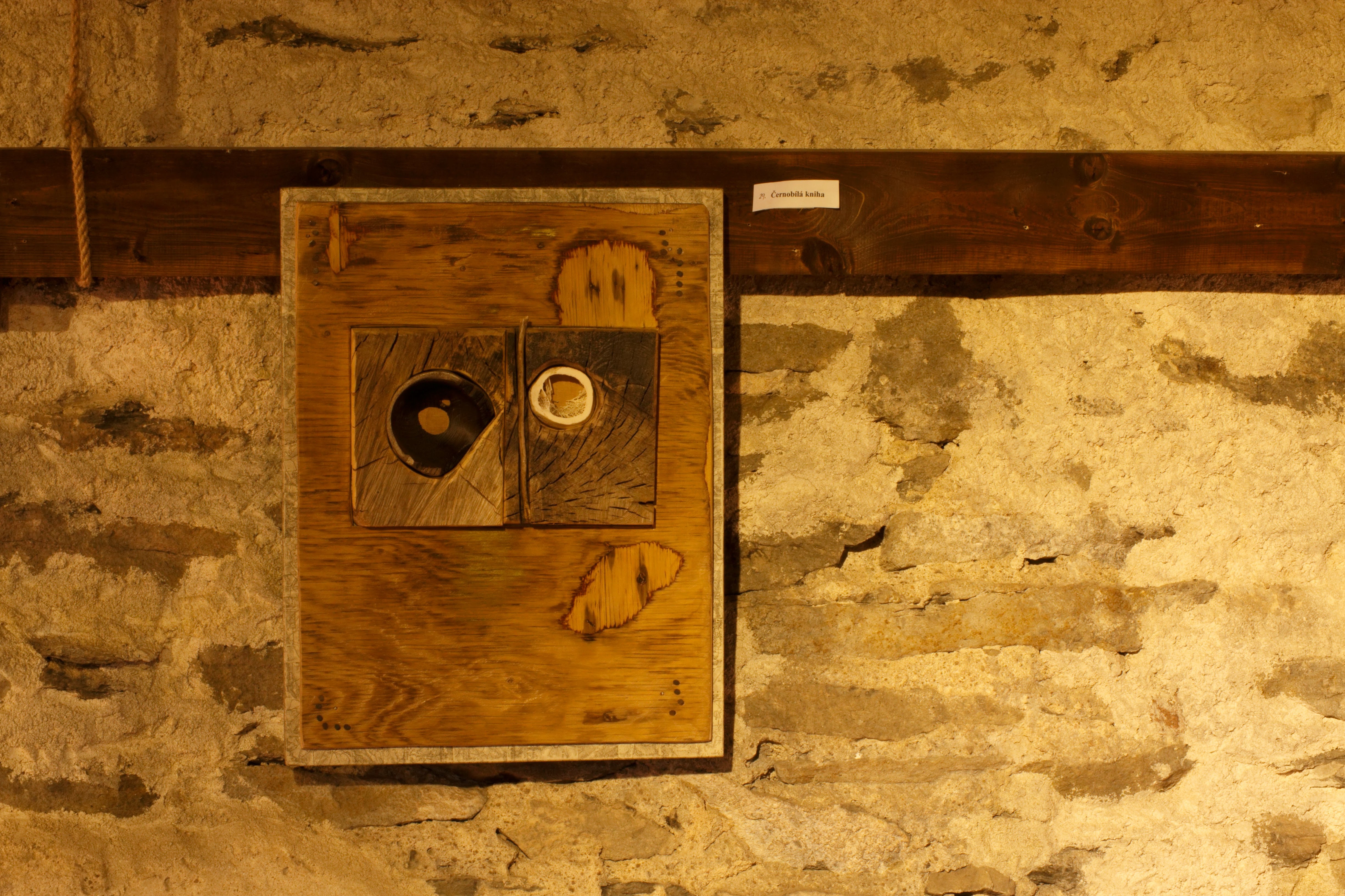 Album image copied from https://lh3.googleusercontent.com/-Pq9wstwm3fc/Vem9GMyhvoI/AAAAAAACSiA/btdZ_NpAdNgosudyhoJ6AvuTGUI_ZKl2ACJoC/w4897-h3264/IMG_5882.CR2