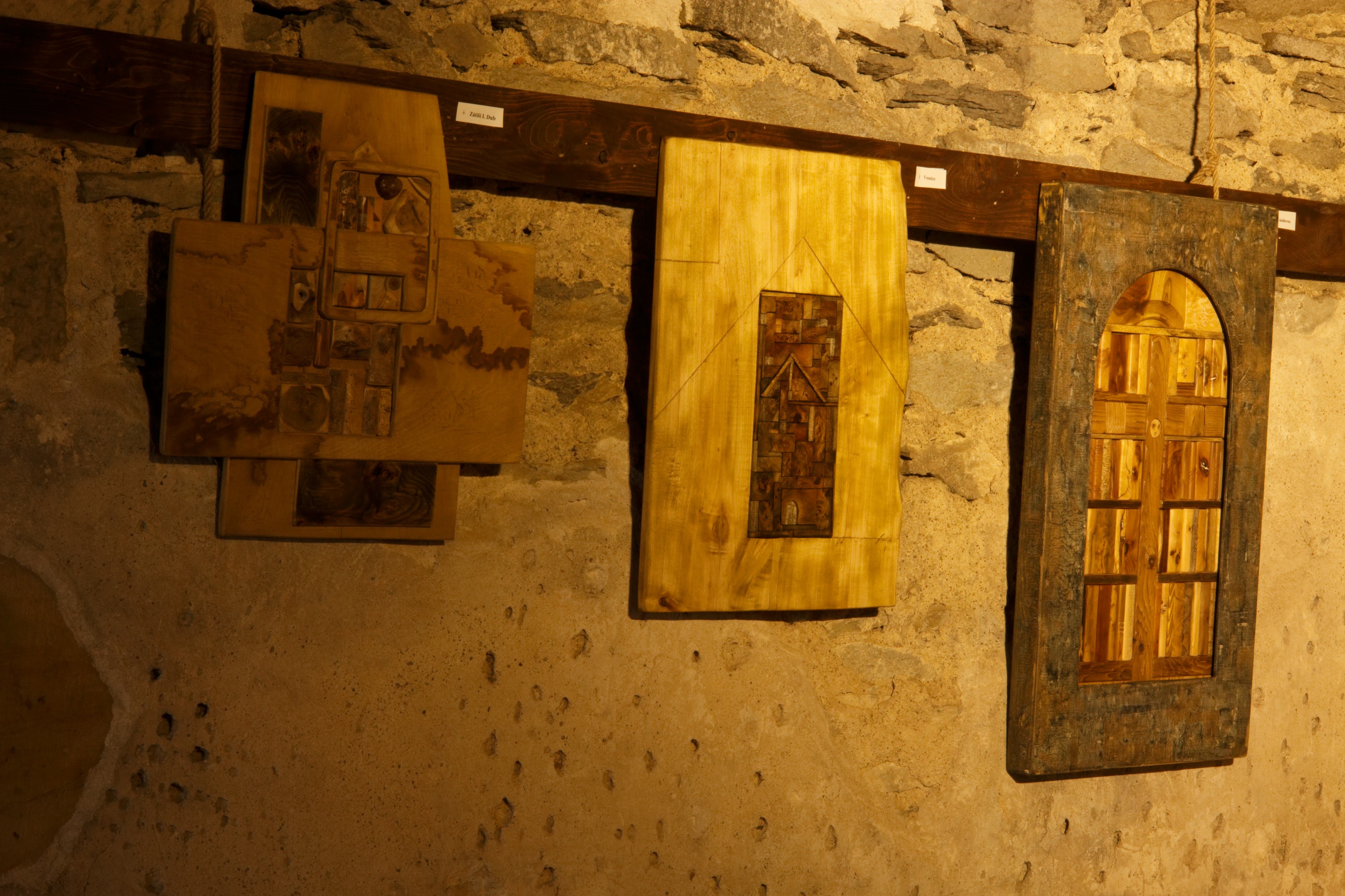 Album image copied from https://lh3.googleusercontent.com/-MFoCekrobl4/Vem9GMOR8pI/AAAAAAACSiA/pMl01ft_duEgGApJSuhCYWY1HKByKMvNQCJoC/w4897-h3264/IMG_5892.CR2