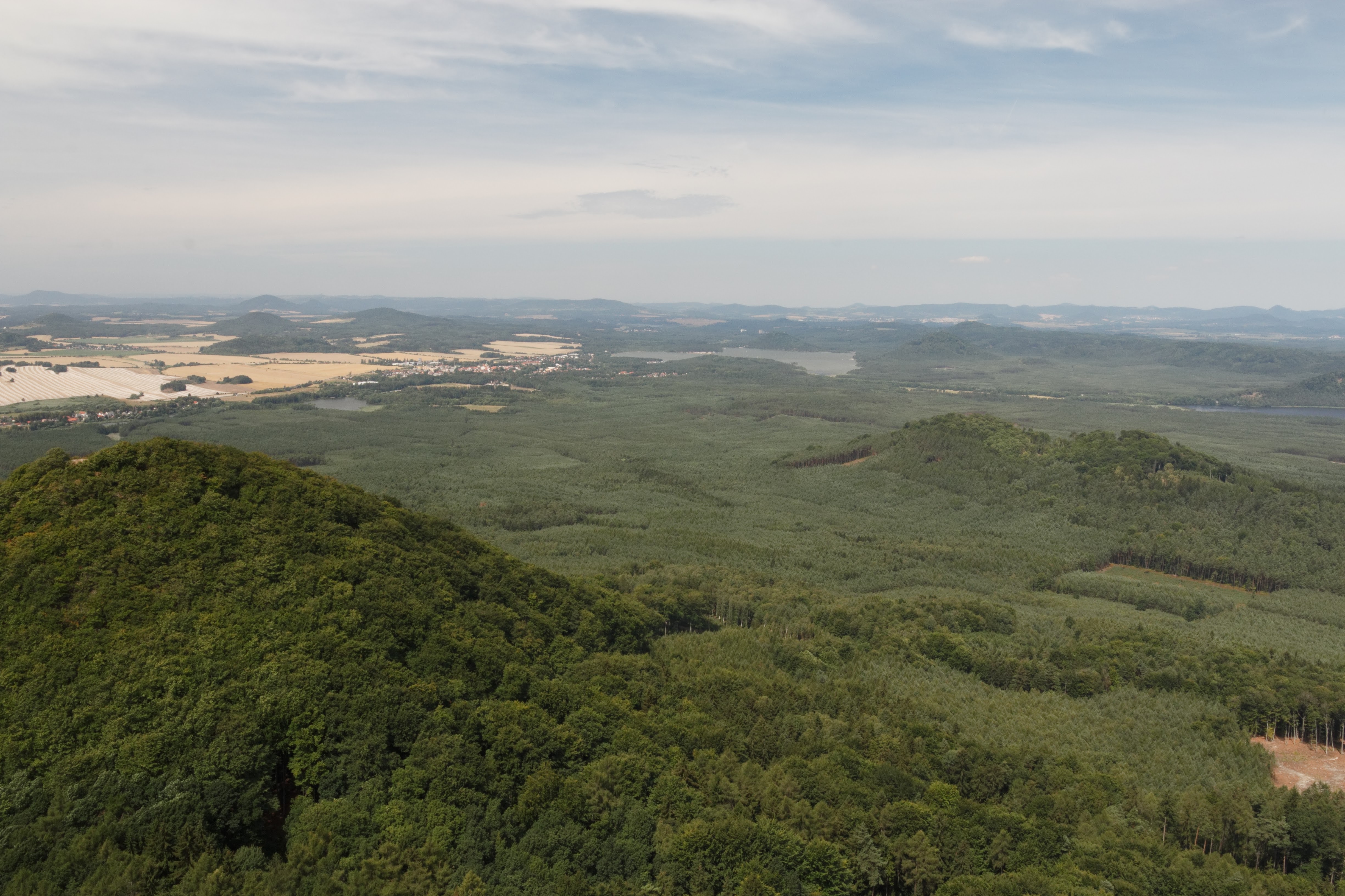 Album image copied from https://lh3.googleusercontent.com/-a1DZYsbC6oU/Vem9GATiwjI/AAAAAAAC3IY/O_LxsbY84j4I_53ds59kwZusT2BXwB84ACJoC/w4897-h3264/IMG_5942.CR2