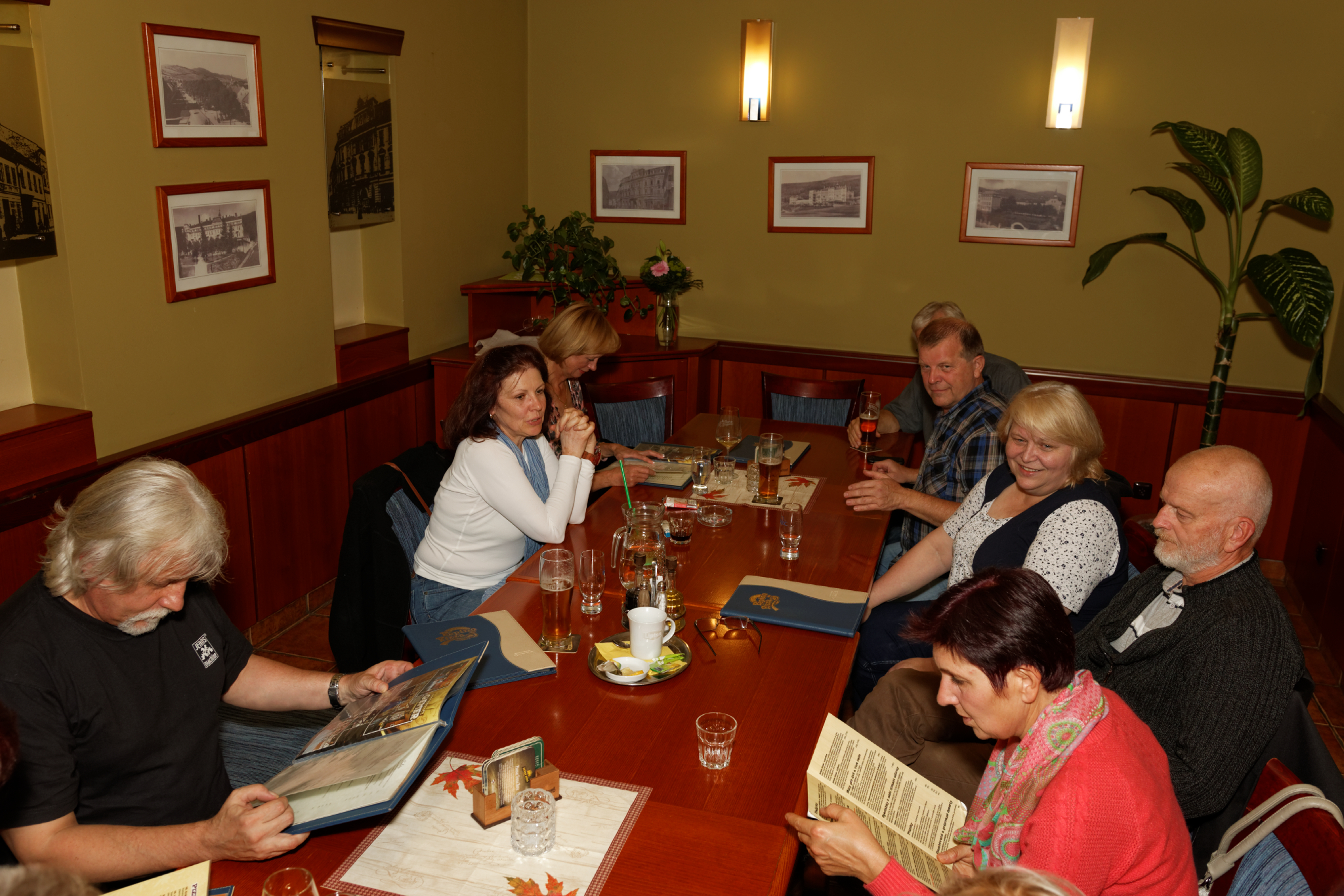 Album image copied from https://lh3.googleusercontent.com/-ENrNkgR_BfA/VhQYRIzUzRI/AAAAAAAB6_0/to8UaPHWYCEbu6Rdr5b3wogJrHF--AriwCLABGAYYCw/s0-U-I/IMG_6628_DxO_web.jpg