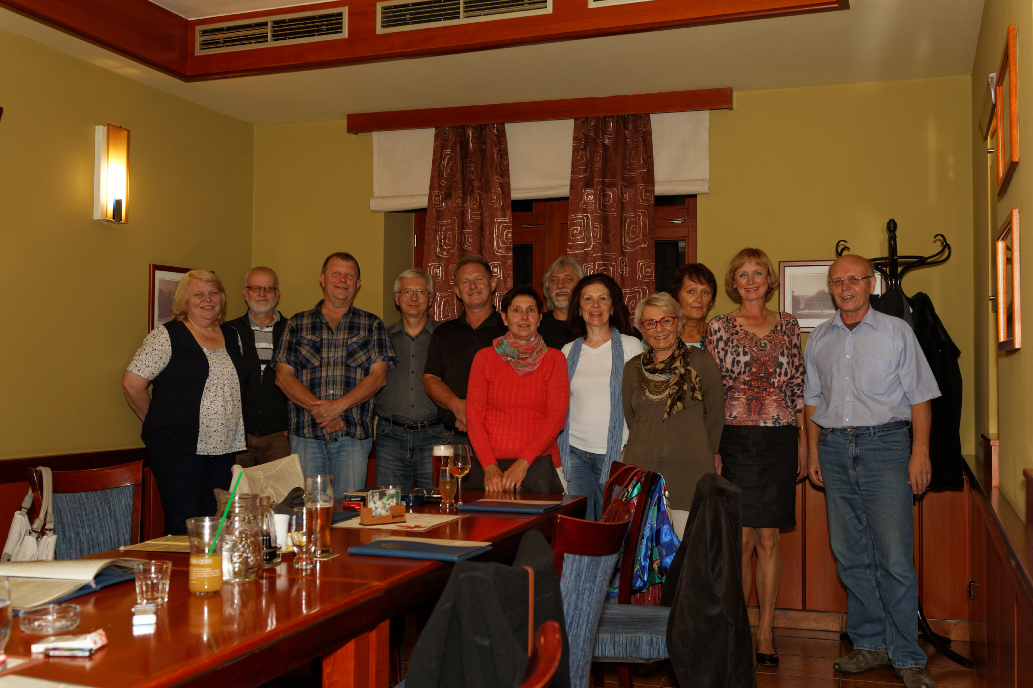 Album image copied from https://lh3.googleusercontent.com/-WYzJKa6_9Jw/VhQYYNuGdRI/AAAAAAAB6_0/XcwePnVHjxMGS-5aNK424Z9jHRMGrsajACLABGAYYCw/s0-U-I/IMG_6629_DxO_web.jpg