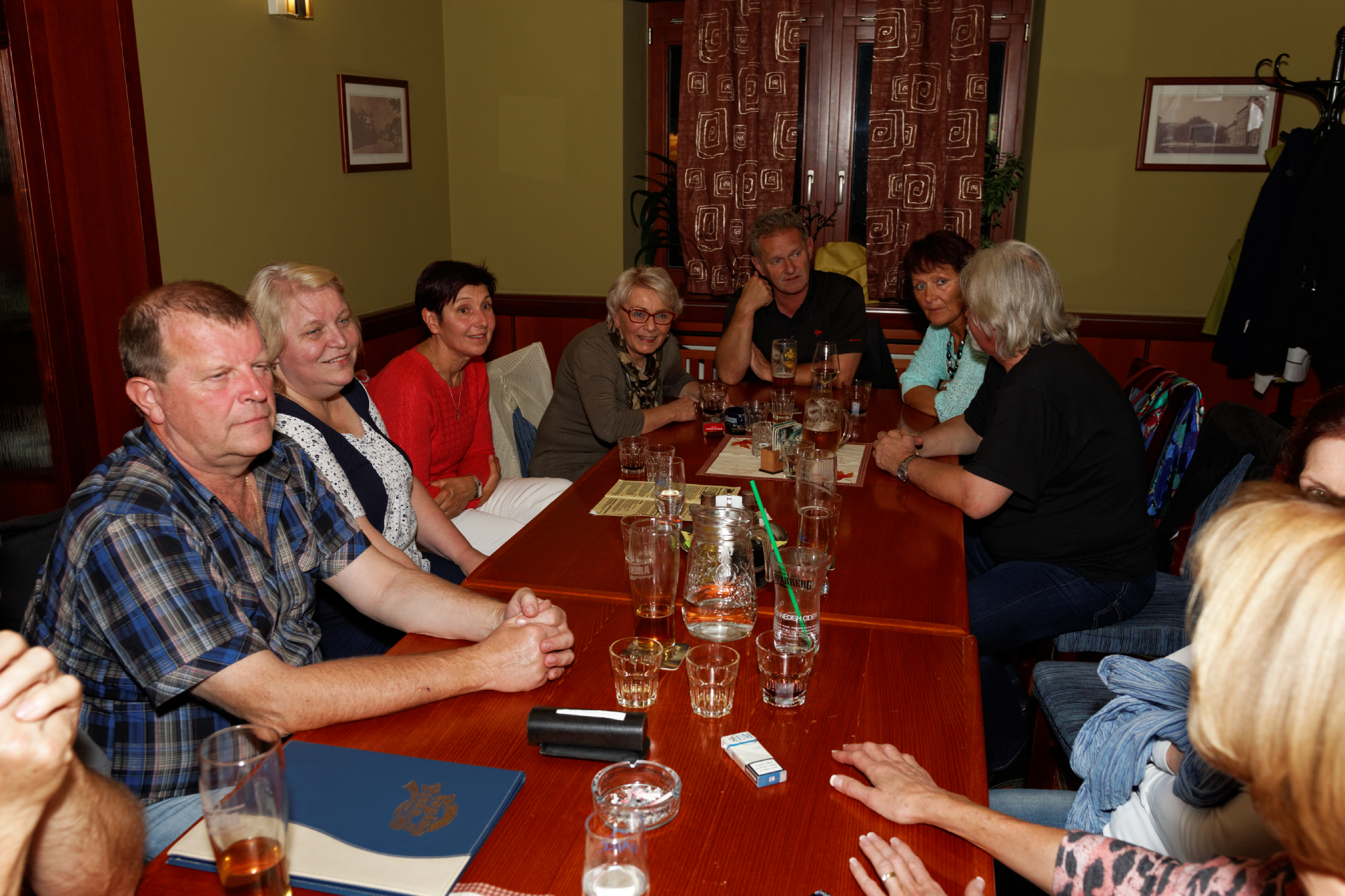 Album image copied from https://lh3.googleusercontent.com/-Sz8aCo2tQYE/VhQYorQP-5I/AAAAAAAB6_0/dhRa7UAMS5QqLUQEdZzfOx0G2Go58maHQCLABGAYYCw/s0-U-I/IMG_6633_DxO_web.jpg