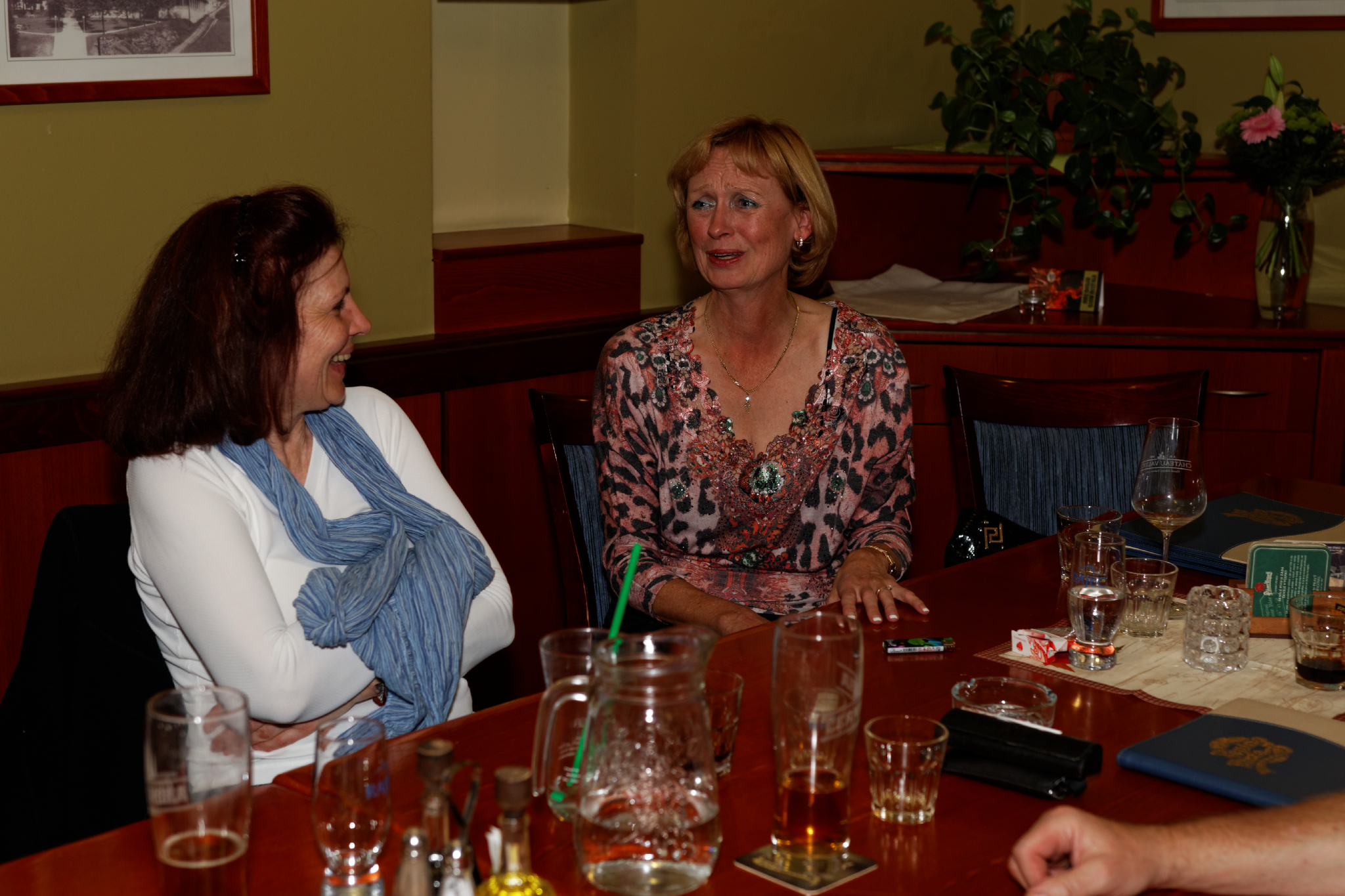 Album image copied from https://lh3.googleusercontent.com/-yz3_nugtZ74/VhQYtplecpI/AAAAAAAB6_0/kQzwc4GvIA8asmcHxK-IIf5eAPWyZylaACLABGAYYCw/s0-U-I/IMG_6634_DxO_web.jpg